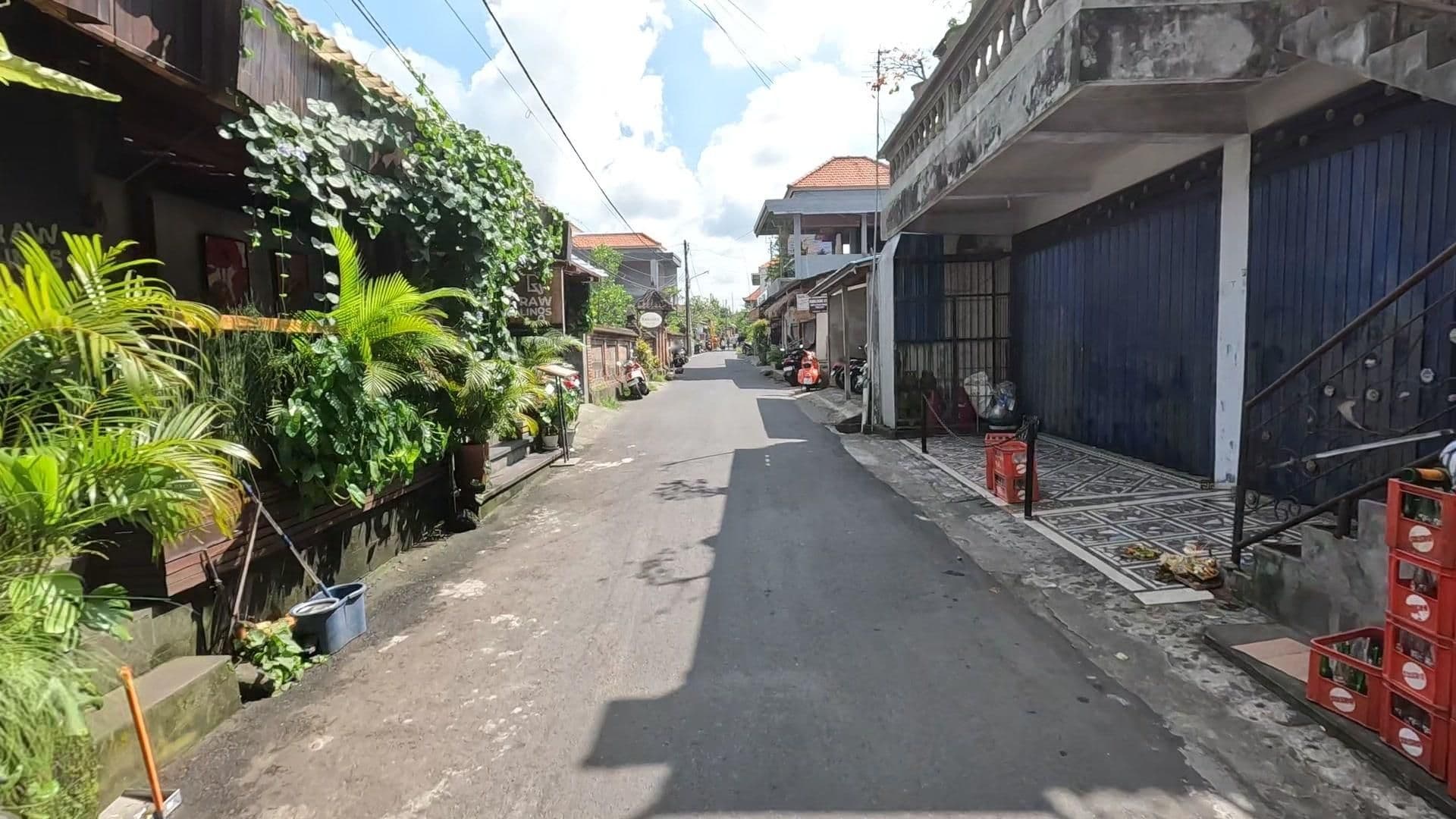 Street view near Dijumahrai Homestay, Ubud — © lucomsky (CC BY-SA · Mapillary)