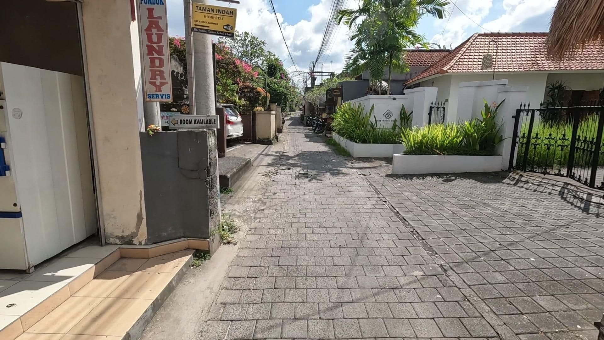Street view near Capung Cottages, Ubud — © lucomsky (CC BY-SA · Mapillary)