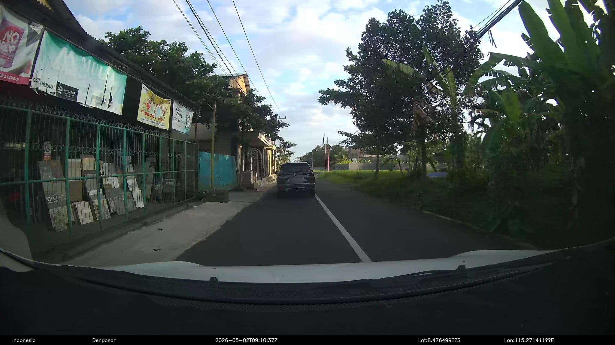 Street view near Uma Sari Villa, Ubud — © Kaart---FRONT (CC BY-SA · Mapillary)