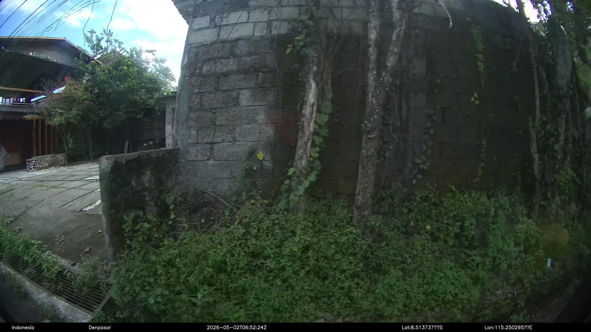 Street view near Nefatari Exclusive Villa Ubud, Ubud — © Kaart---LEFT (CC BY-SA · Mapillary)