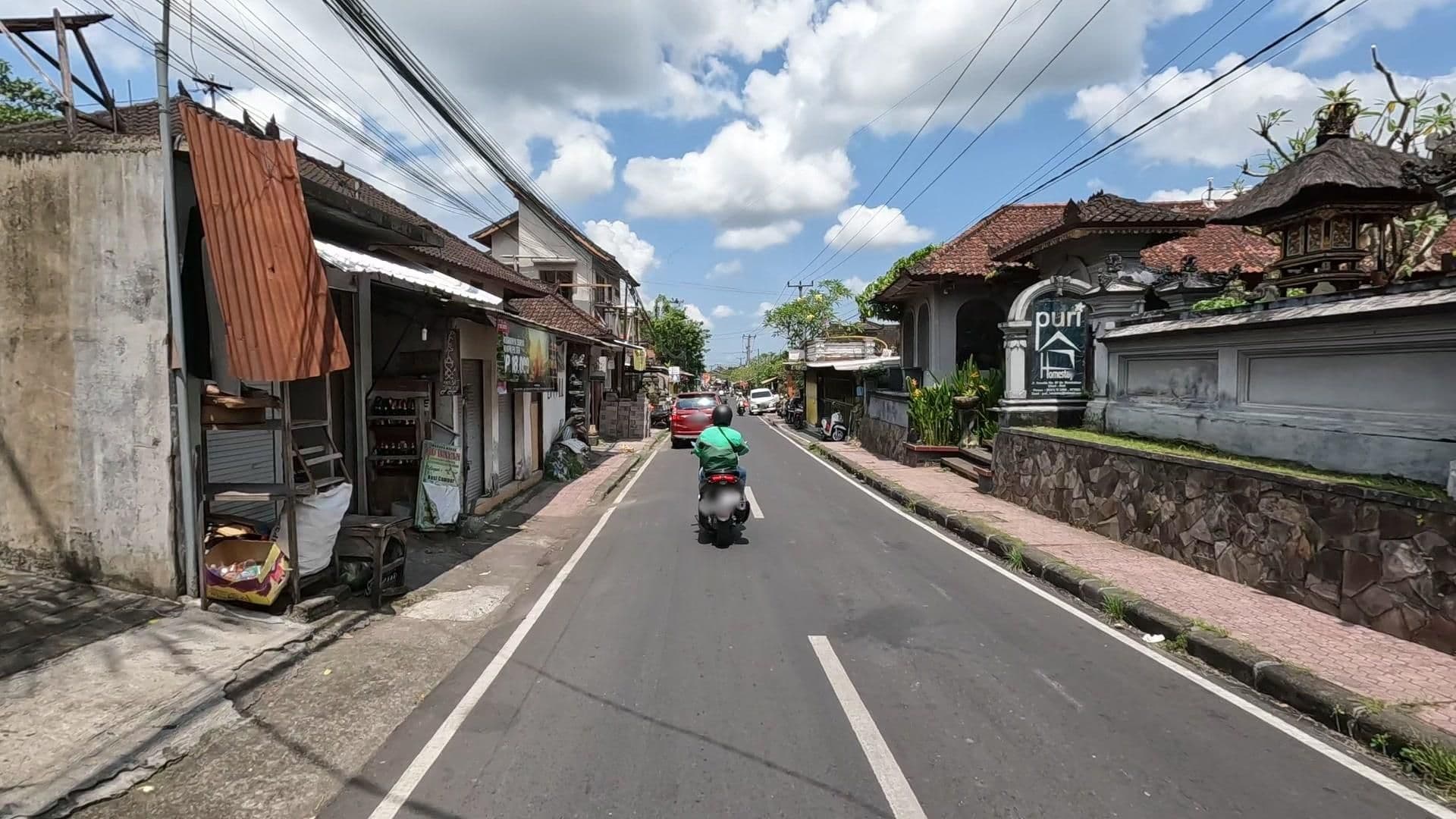 Street view near Puri Manik Cottages, Ubud — © lucomsky (CC BY-SA · Mapillary)