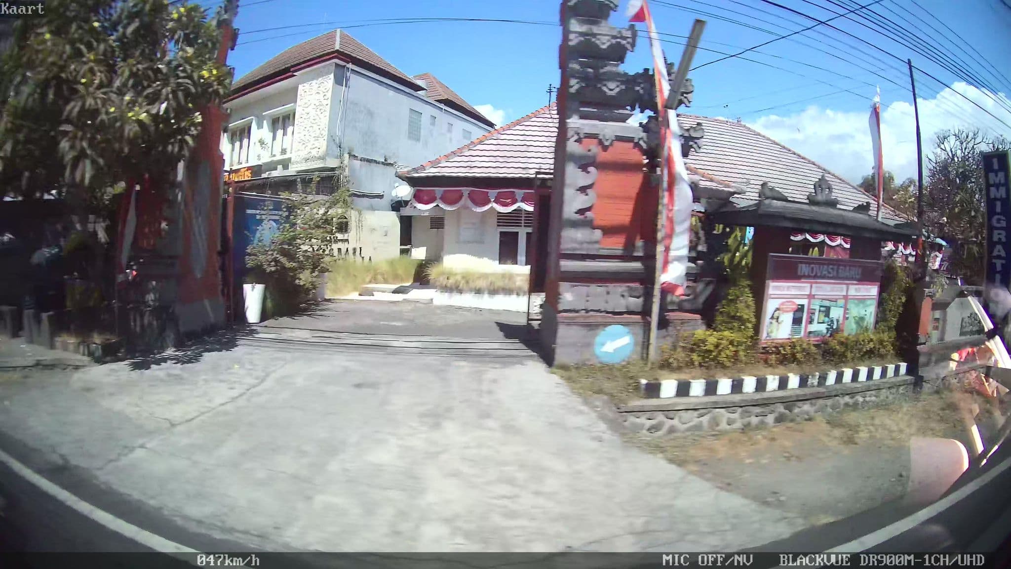 Street view near Taman Lily's Bungalow & Restaurant, Lovina — © kaart_2 (CC BY-SA · Mapillary)