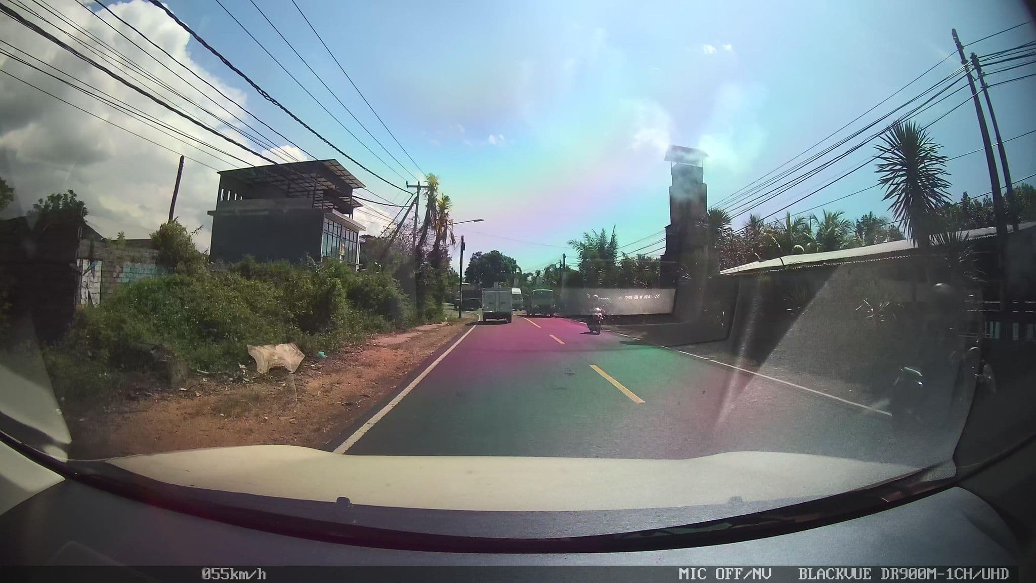 Street view near Puri Saron Hotel and SPA Baruna Beach Cottage, Lovina — © kaart_2 (CC BY-SA · Mapillary)