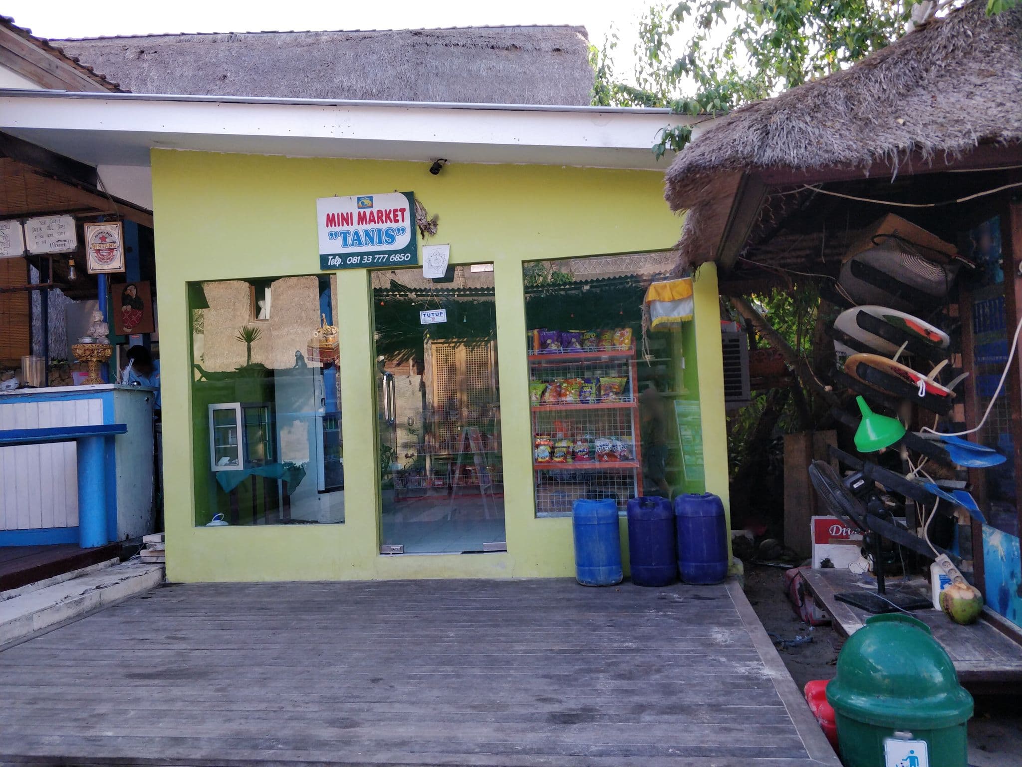 Street view near The Tanis Villas & Lembongan Express Nusa Lembongan, Klungkung — © publicvoit (CC BY-SA · Mapillary)