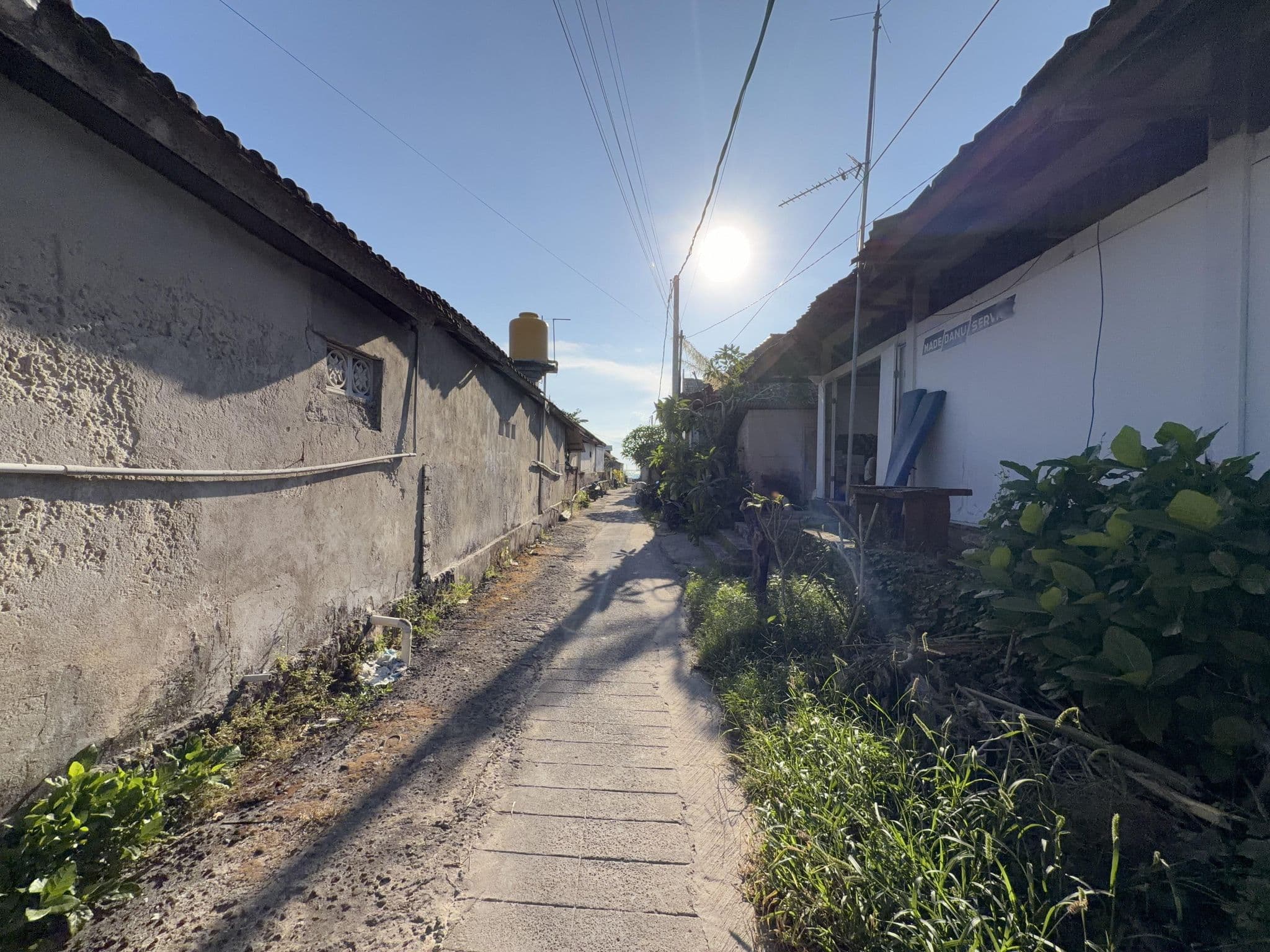 Street view near Panorama Villa, Lembongan, Klungkung — © filipb (CC BY-SA · Mapillary)