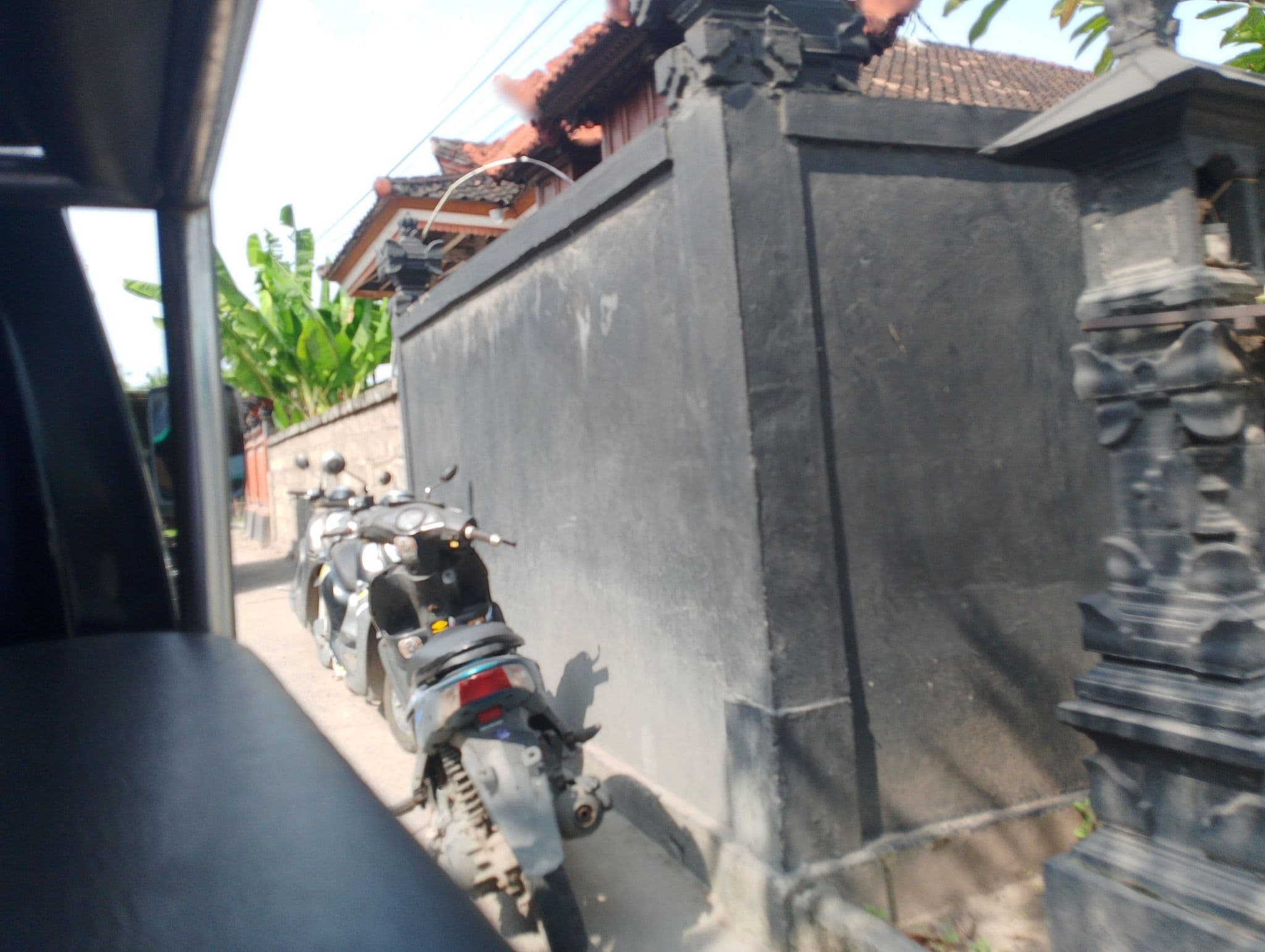 Street view near Airy Nusa Lembongan Raya Jungut Batu Bali, Klungkung — © patricioximenes (CC BY-SA · Mapillary)