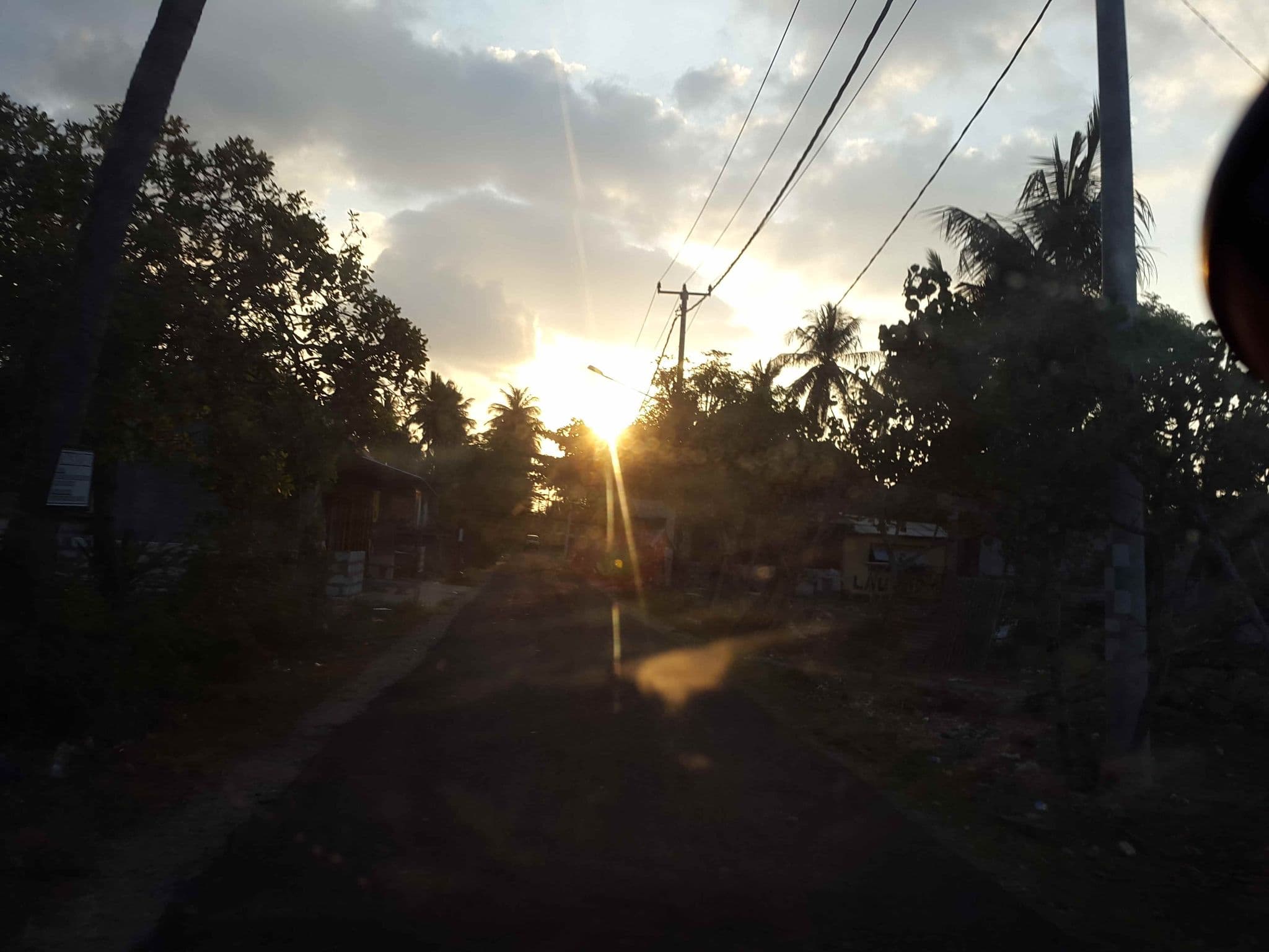Street view near The Dewi Sunsun Premier, Klungkung — © roadroid (CC BY-SA · Mapillary)