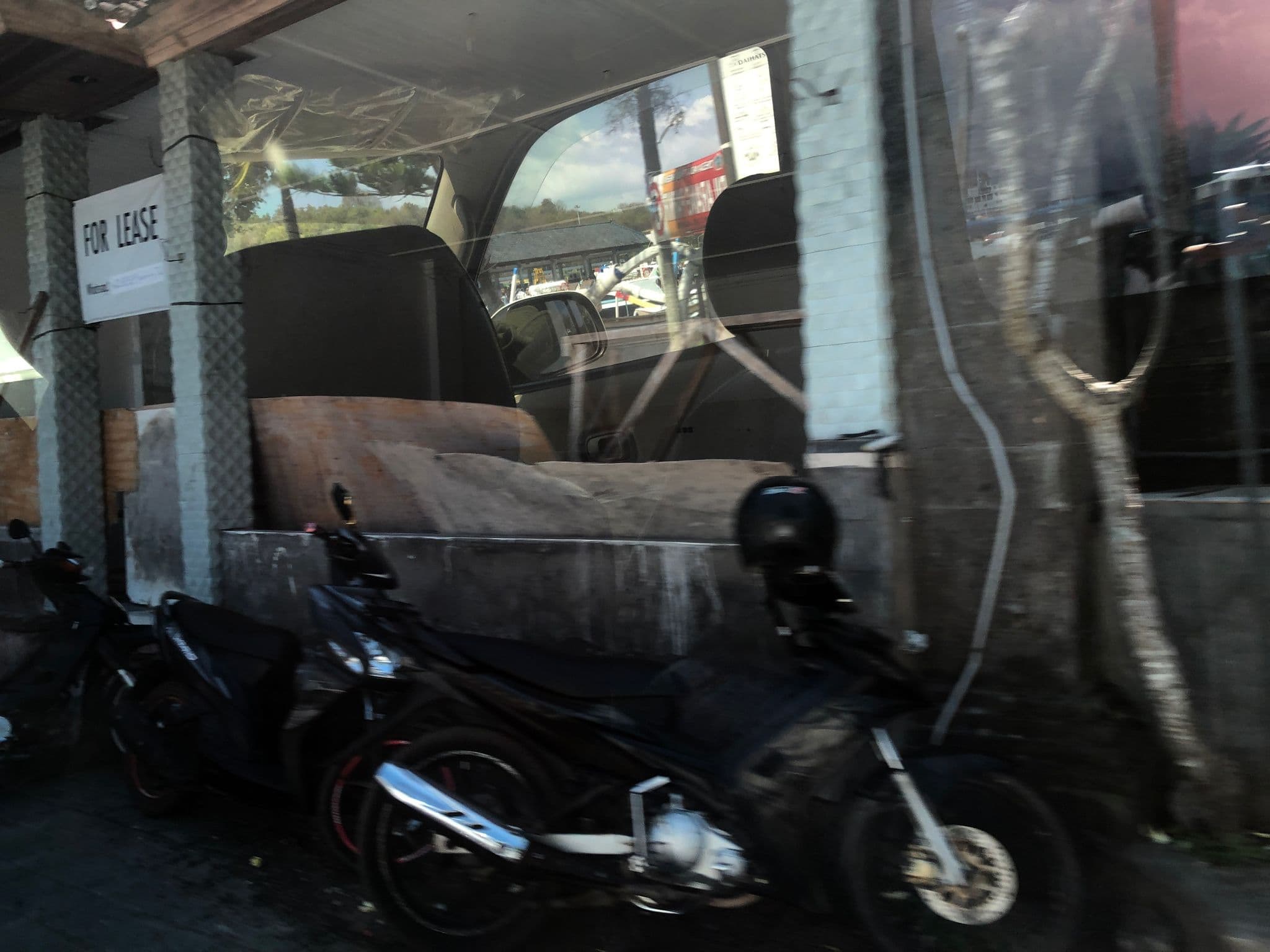 Street view near Puri Rai Restaurant, Banjar Wangsian — © mottiger (CC BY-SA · Mapillary)