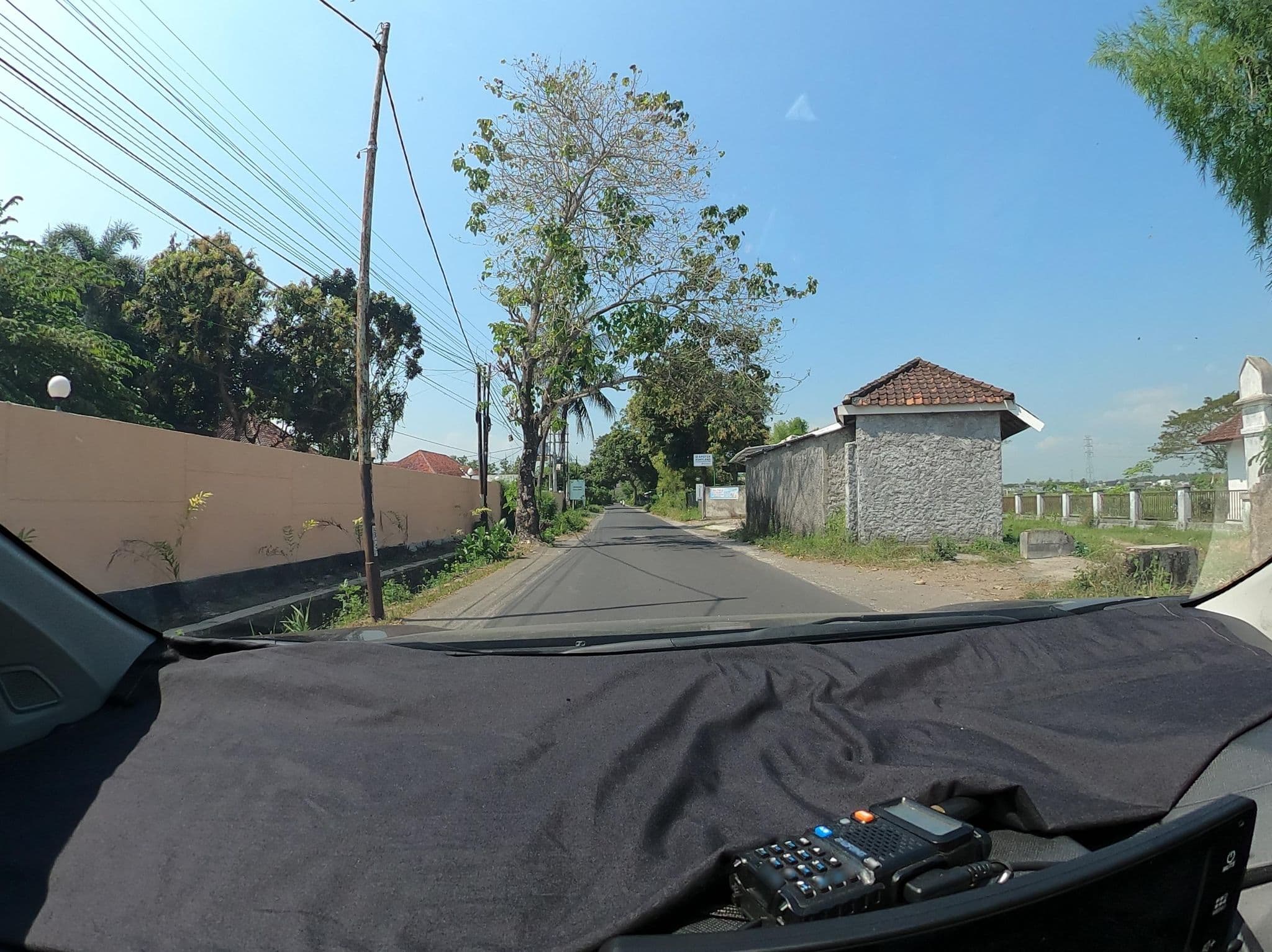 Street view near Villa Sayang Boutique Hotel & Spa, Mataram — © Kaart_Local (CC BY-SA · Mapillary)