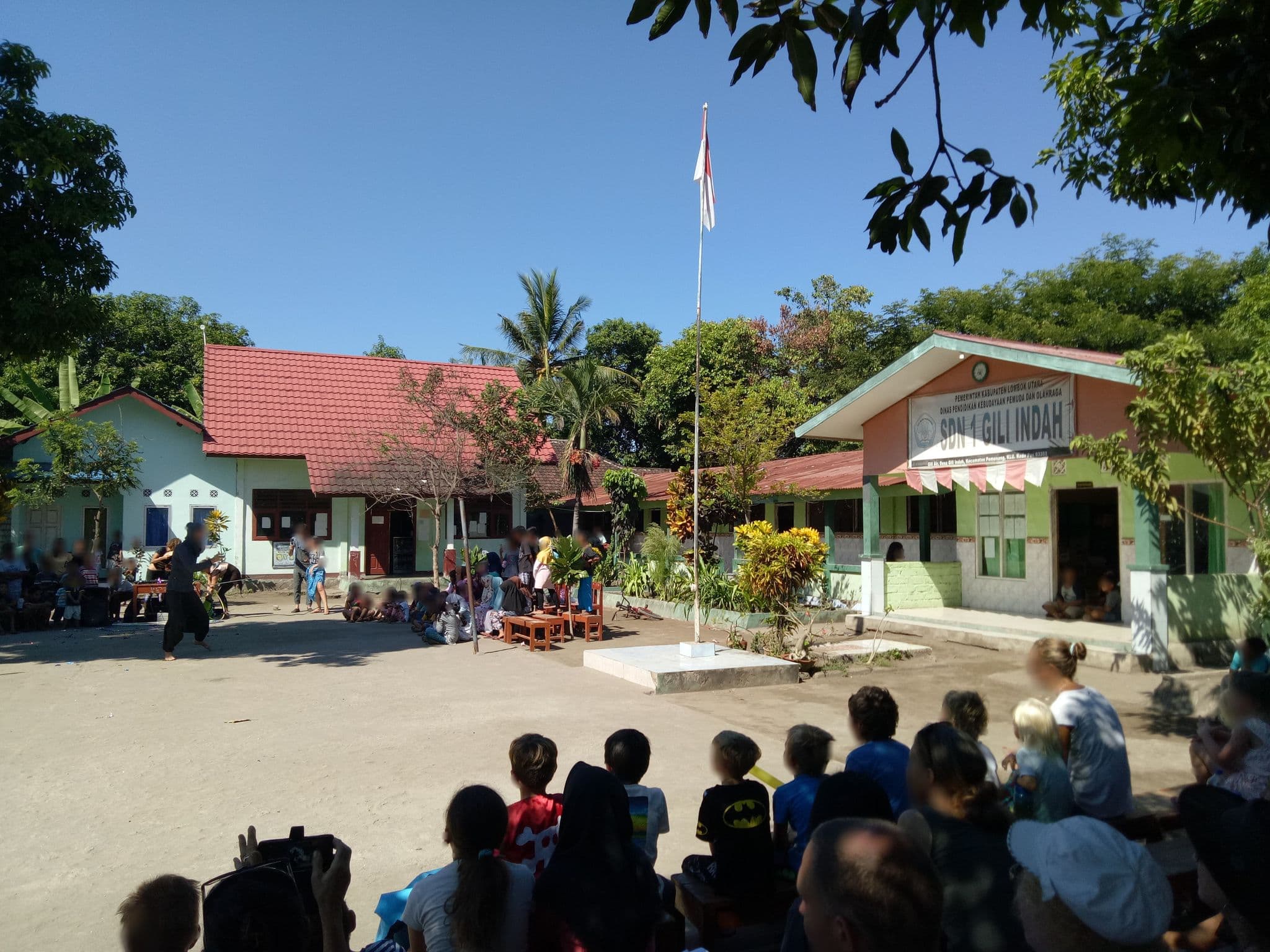 Street view near Zila Village, Gili Air — © tla (CC BY-SA · Mapillary)
