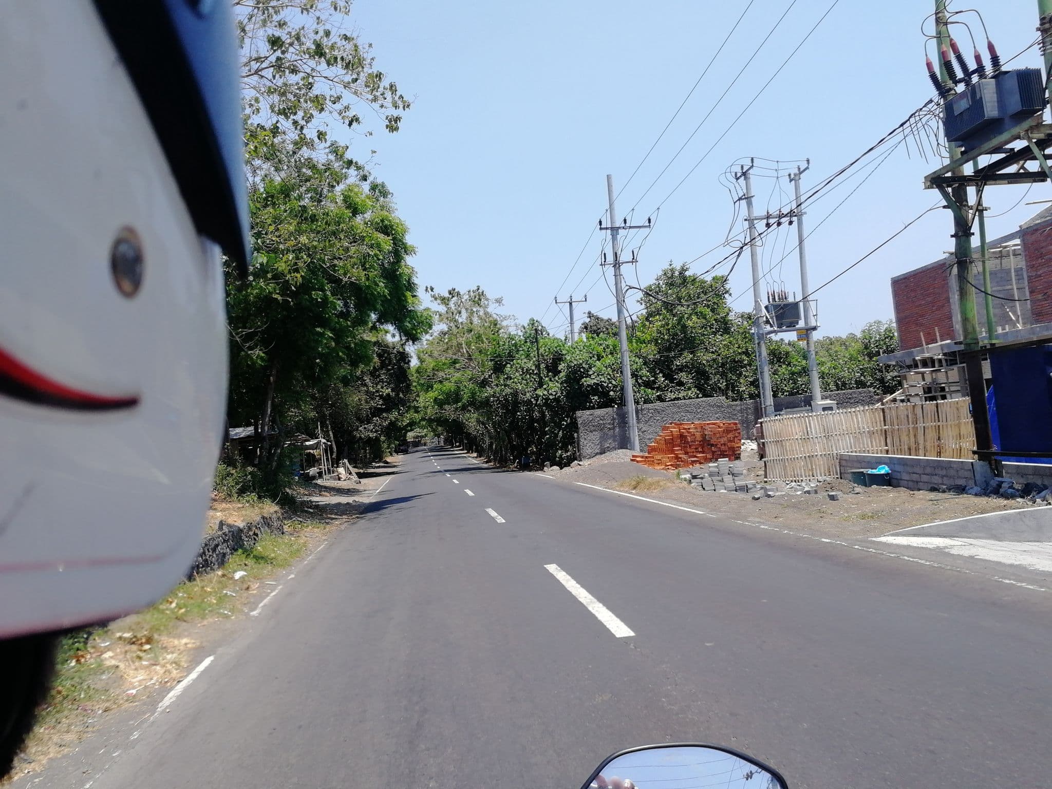 Street view near Melasti Dive Resort, Amlapura city — © thewayofmando (CC BY-SA · Mapillary)