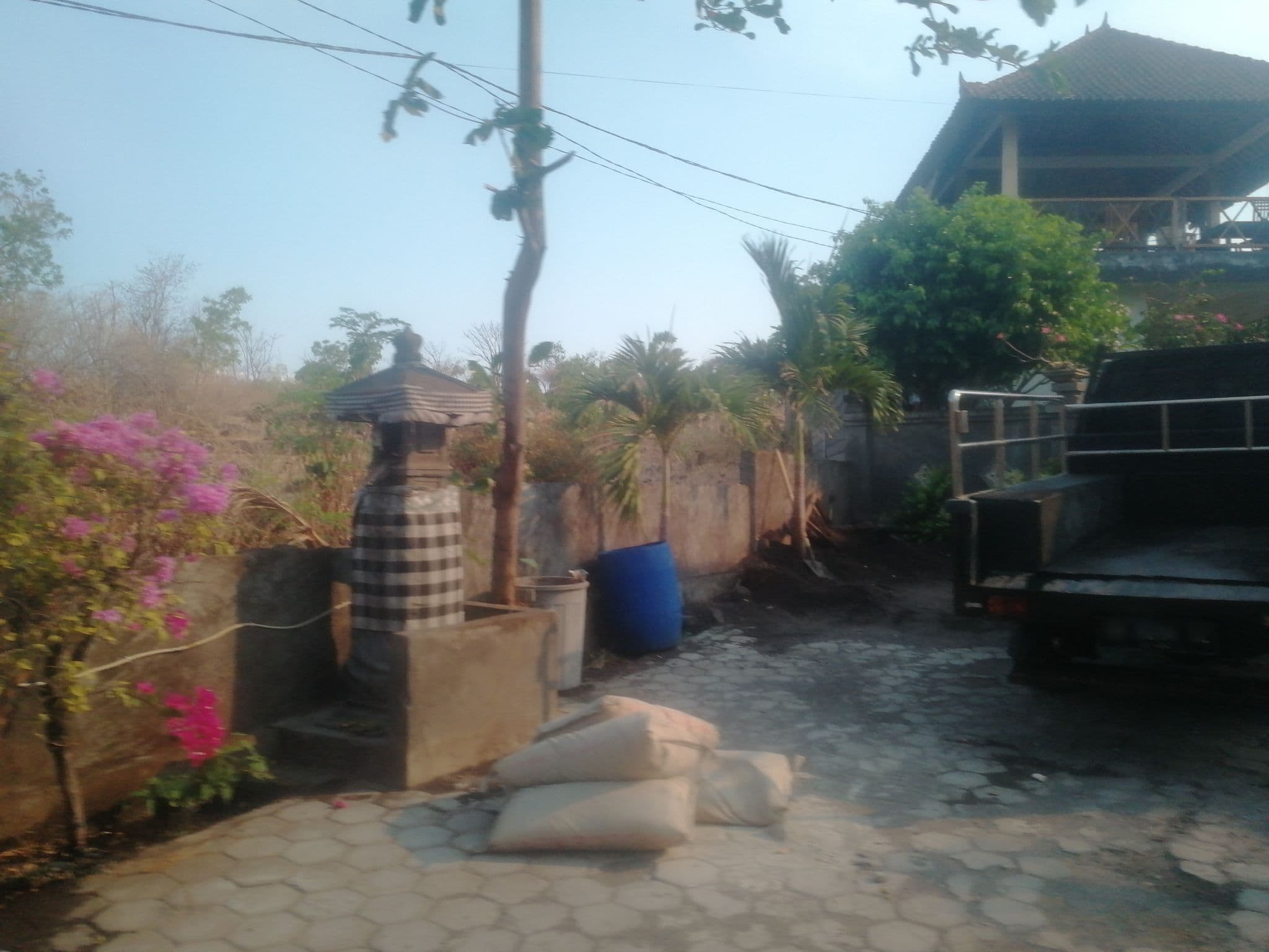 Street view near Segara Tegeh Tulamben, Amlapura city — © thewayofmando (CC BY-SA · Mapillary)