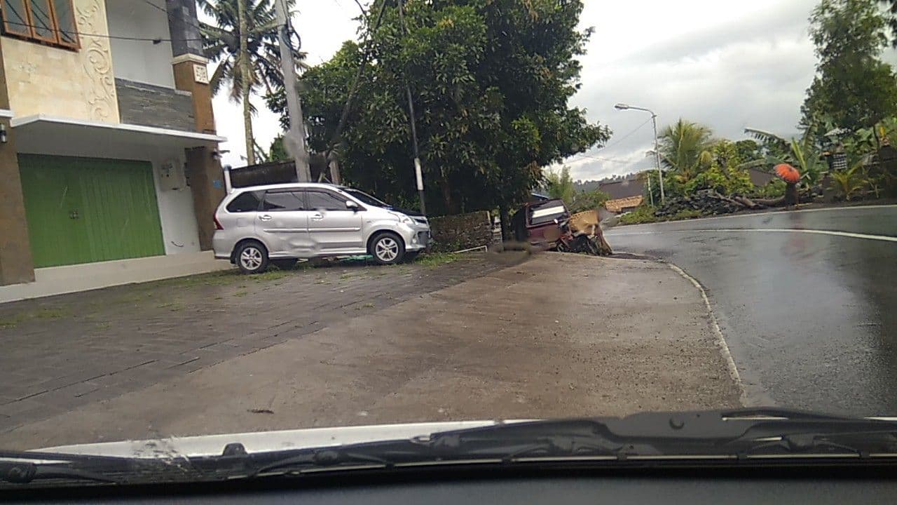 Street view near Puri Abian Ari, Bedugul — © rodionoff (CC BY-SA · Mapillary)