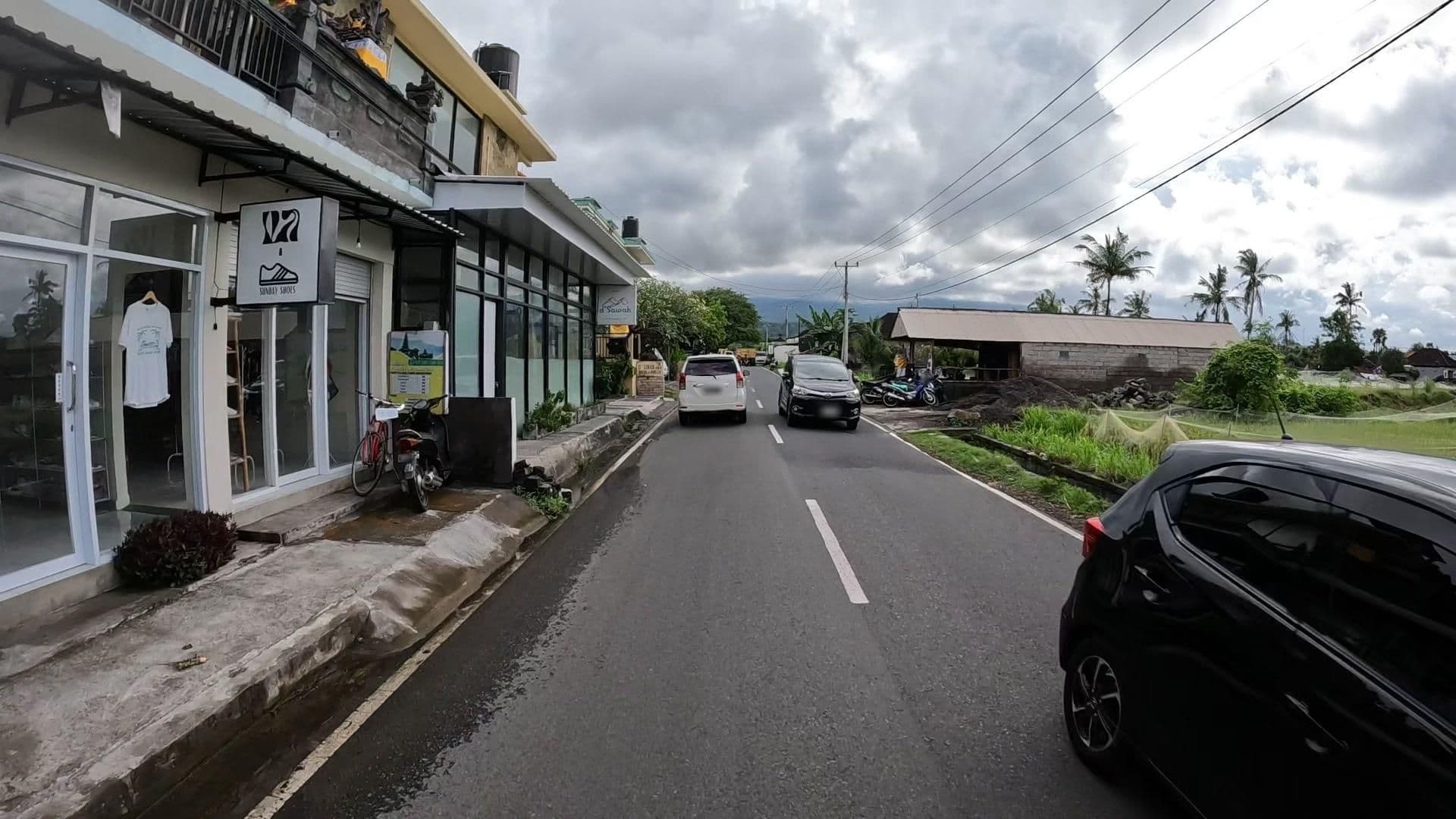 Street view near D'Sawah Amed Homestay, Amlapura — © lucomsky (CC BY-SA · Mapillary)