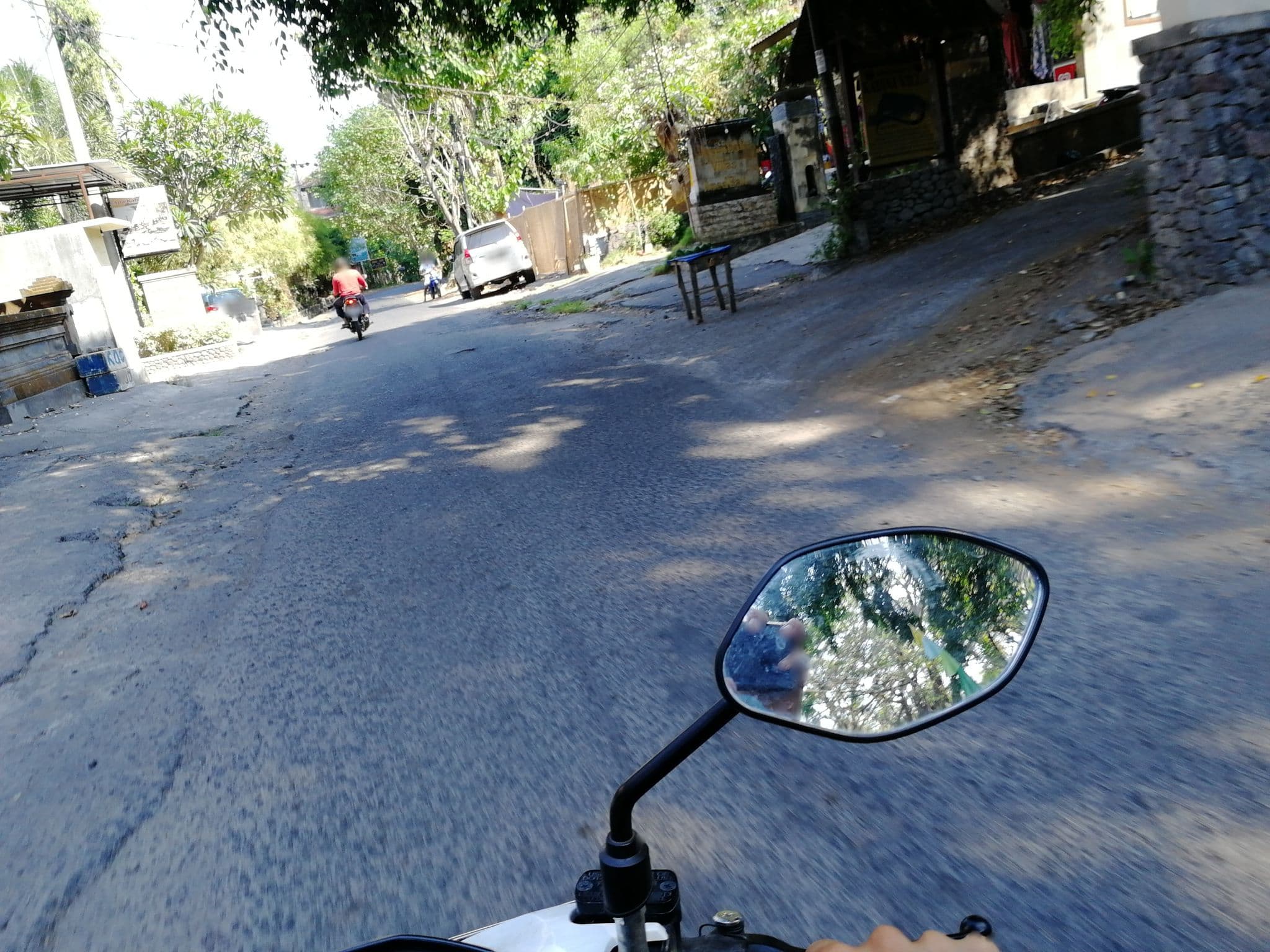 Street view near Sunshine Bungalows, Amlapura — © thewayofmando (CC BY-SA · Mapillary)