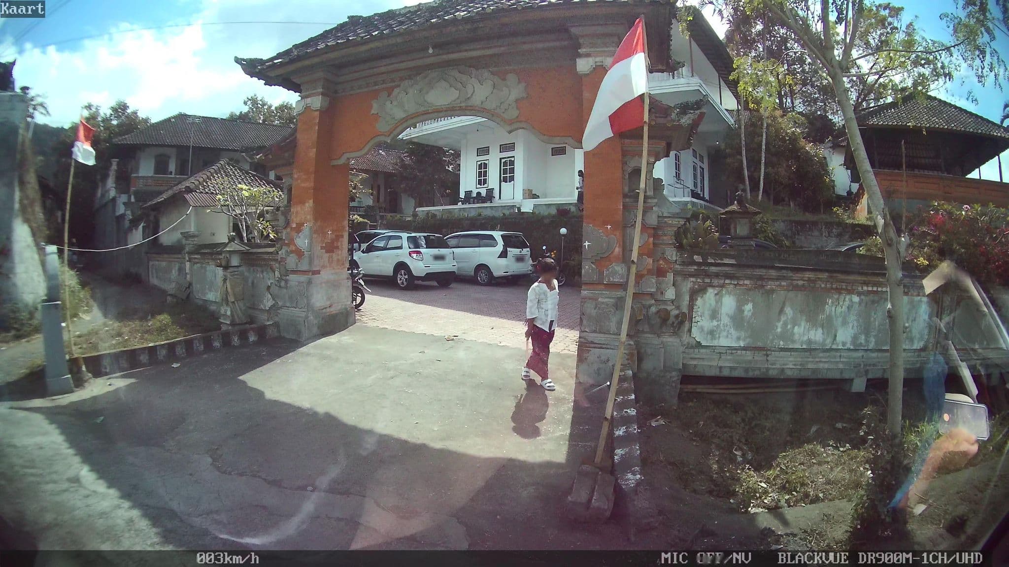 Street view near Burya Hotel, Banjar Wangsian — © kaart_2 (CC BY-SA · Mapillary)
