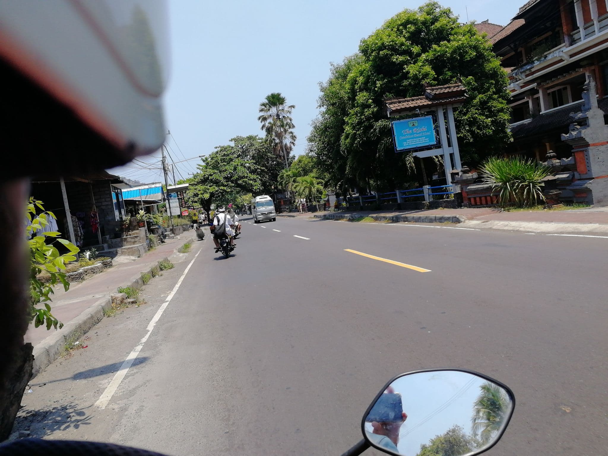 Street view near Royal karma beach hotel, Bedugul — © thewayofmando (CC BY-SA · Mapillary)