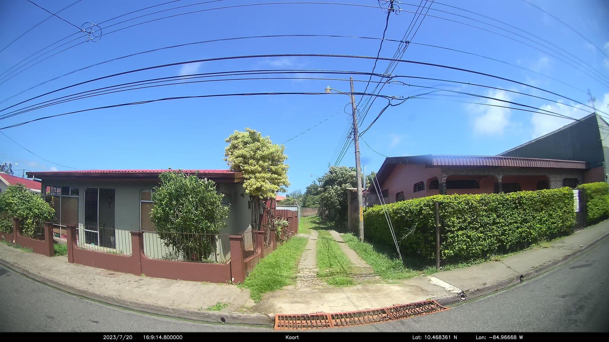 Street view near Hotel Guadalupe, Tilarán — © kaart_1 (CC BY-SA · Mapillary)