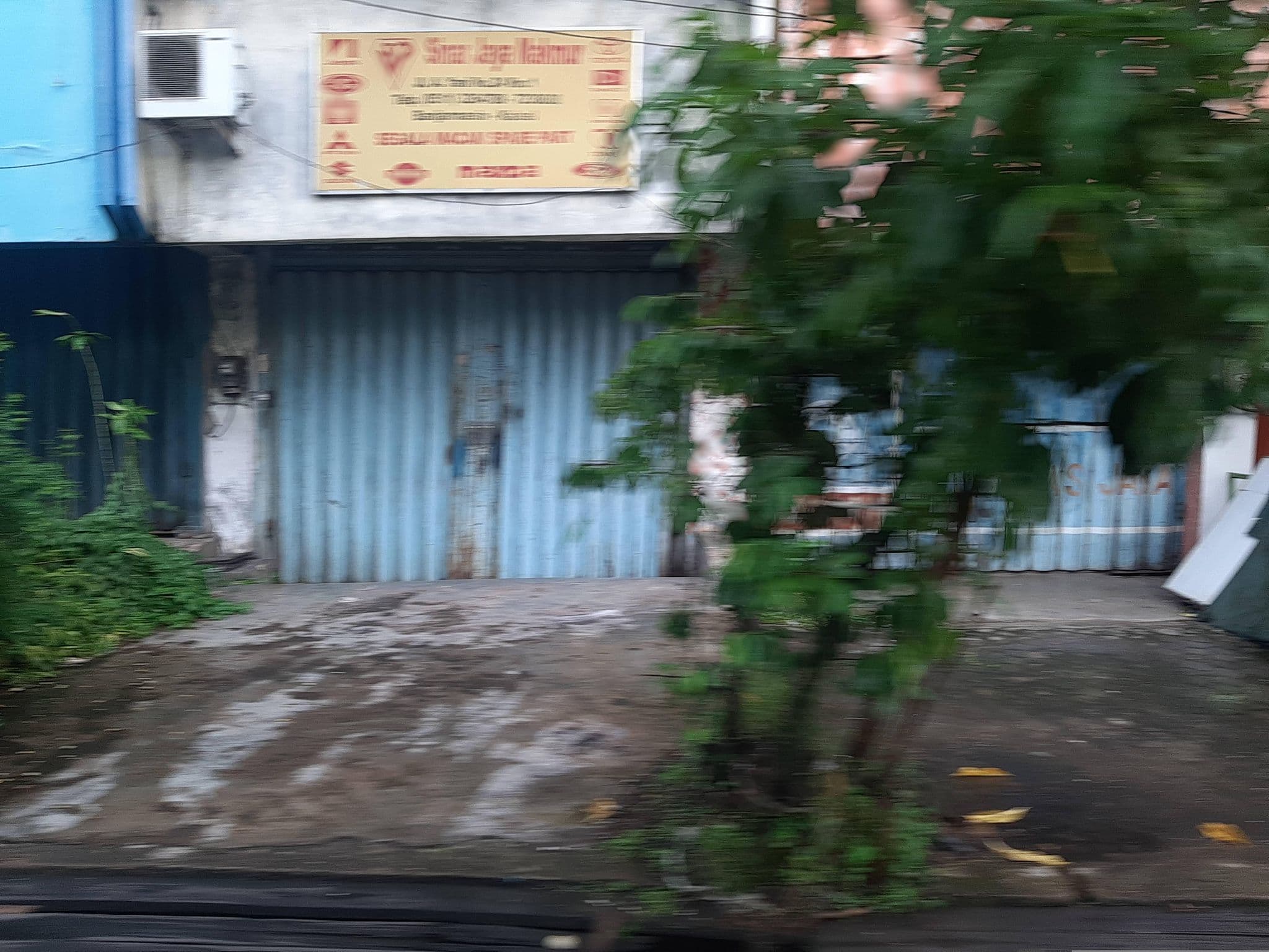 Street view near Hotel Permata, Banjarmasin — © FenyMufyd (CC BY-SA · Mapillary)