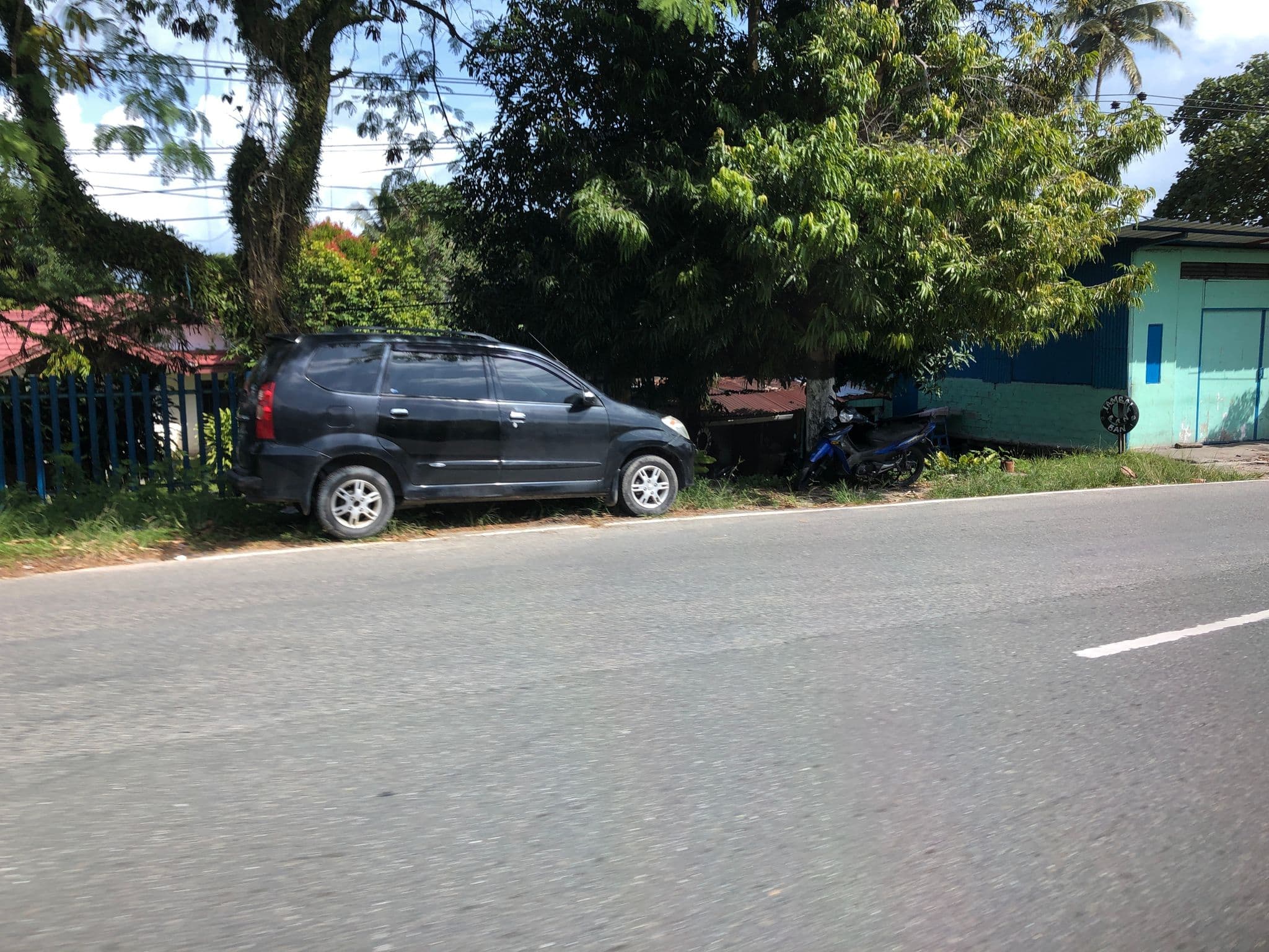 Street view near Mess United Tractors Balikpapan, Balikpapan — © mottiger (CC BY-SA · Mapillary)