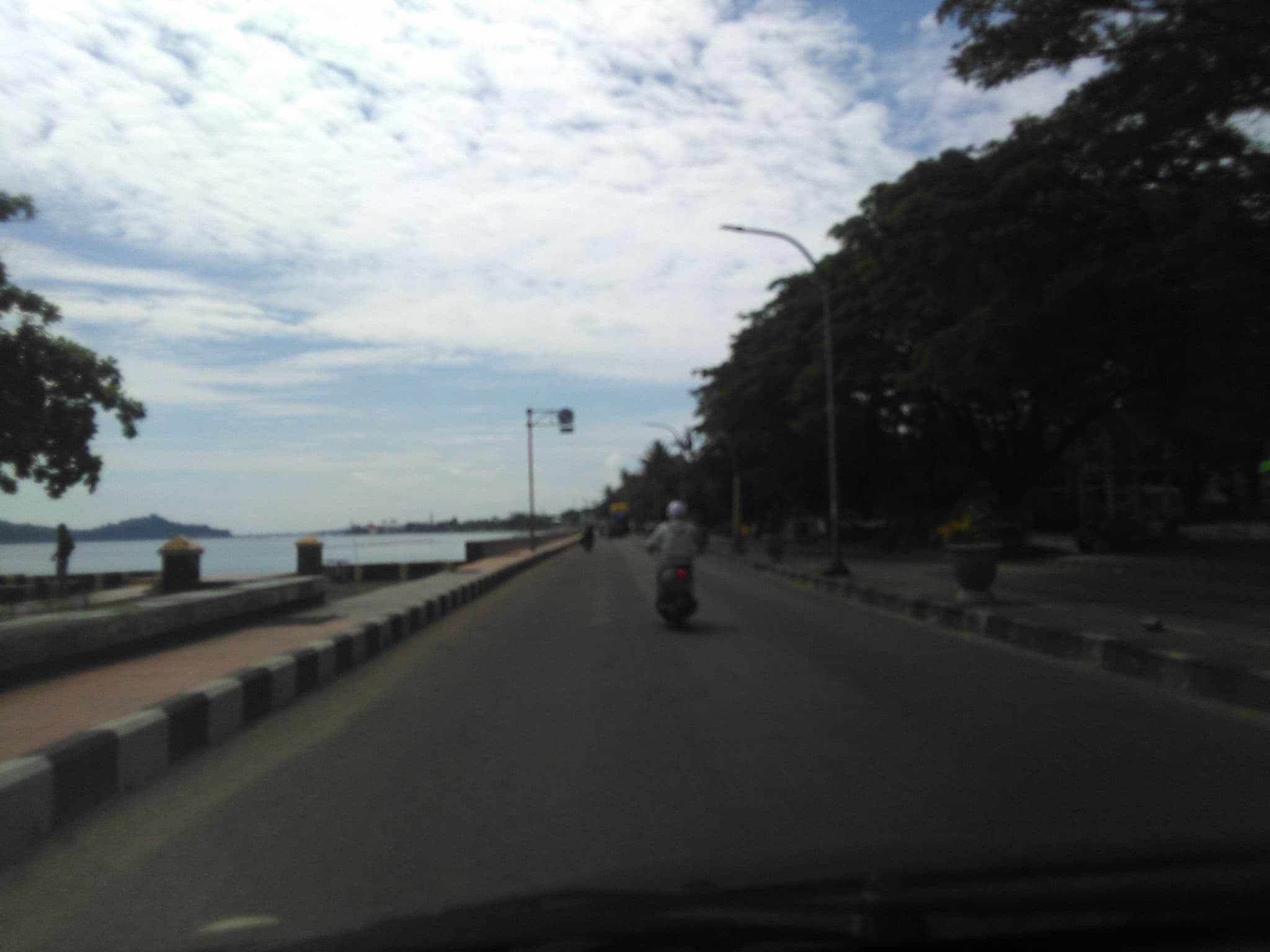 Street view near Sea side Hotel Parepare (eks pasar seni), Parepare — © hanifarafah (CC BY-SA · Mapillary)