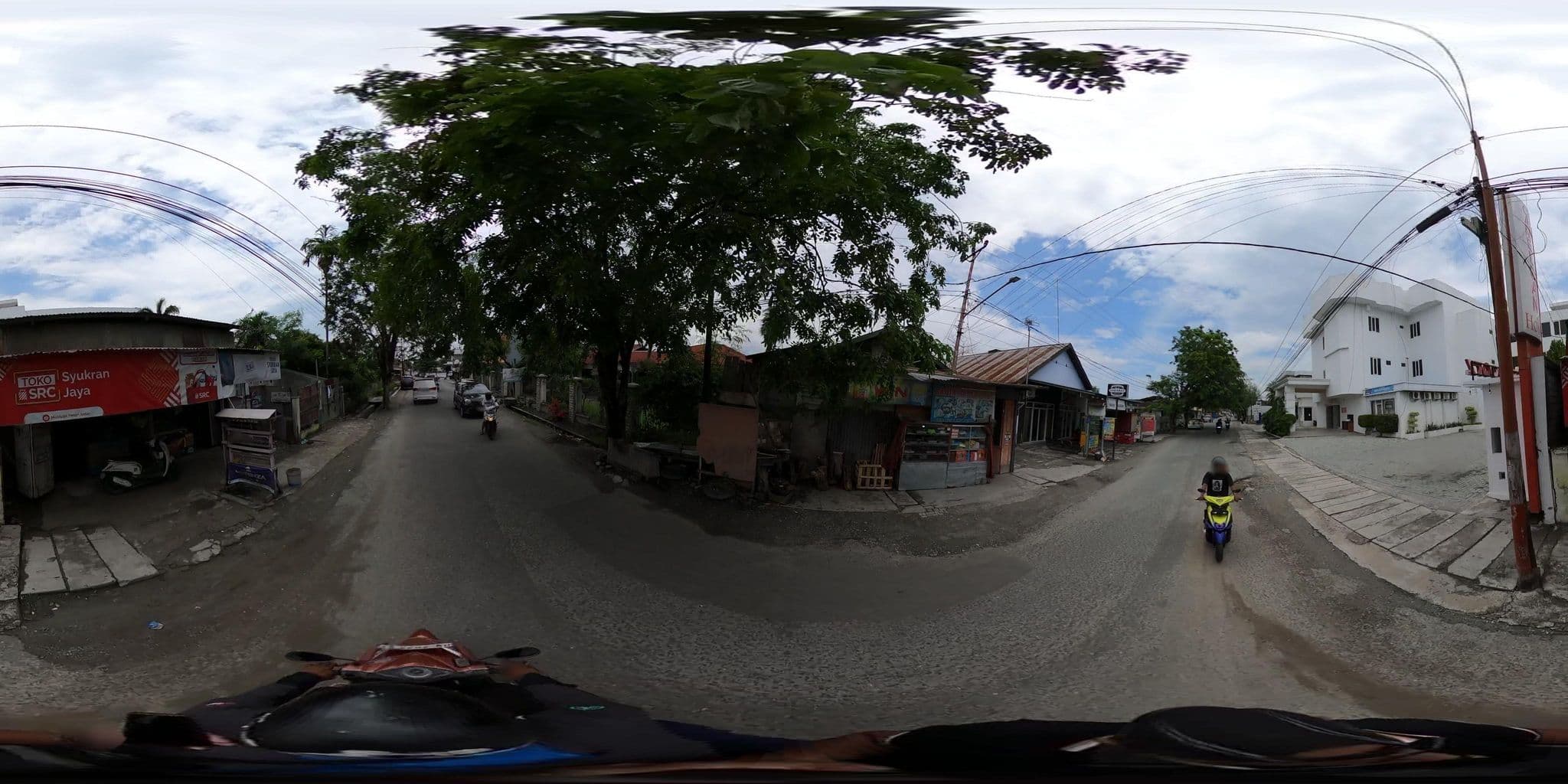 Street view near Hotel Cameloan, Palu — © benjidad (CC BY-SA · Mapillary)