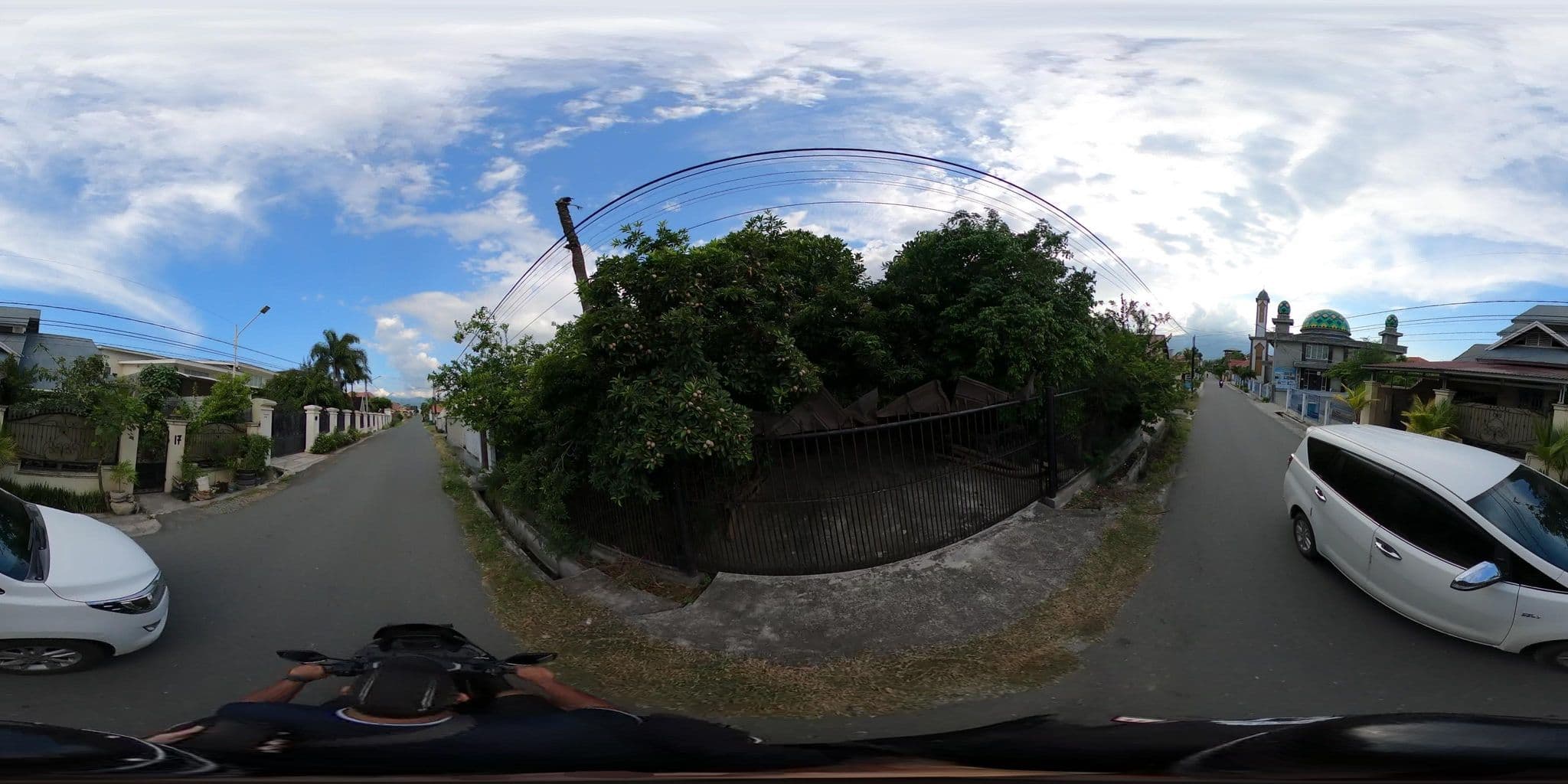 Street view near Sahid hotel surabaya, Palu — © benjidad (CC BY-SA · Mapillary)