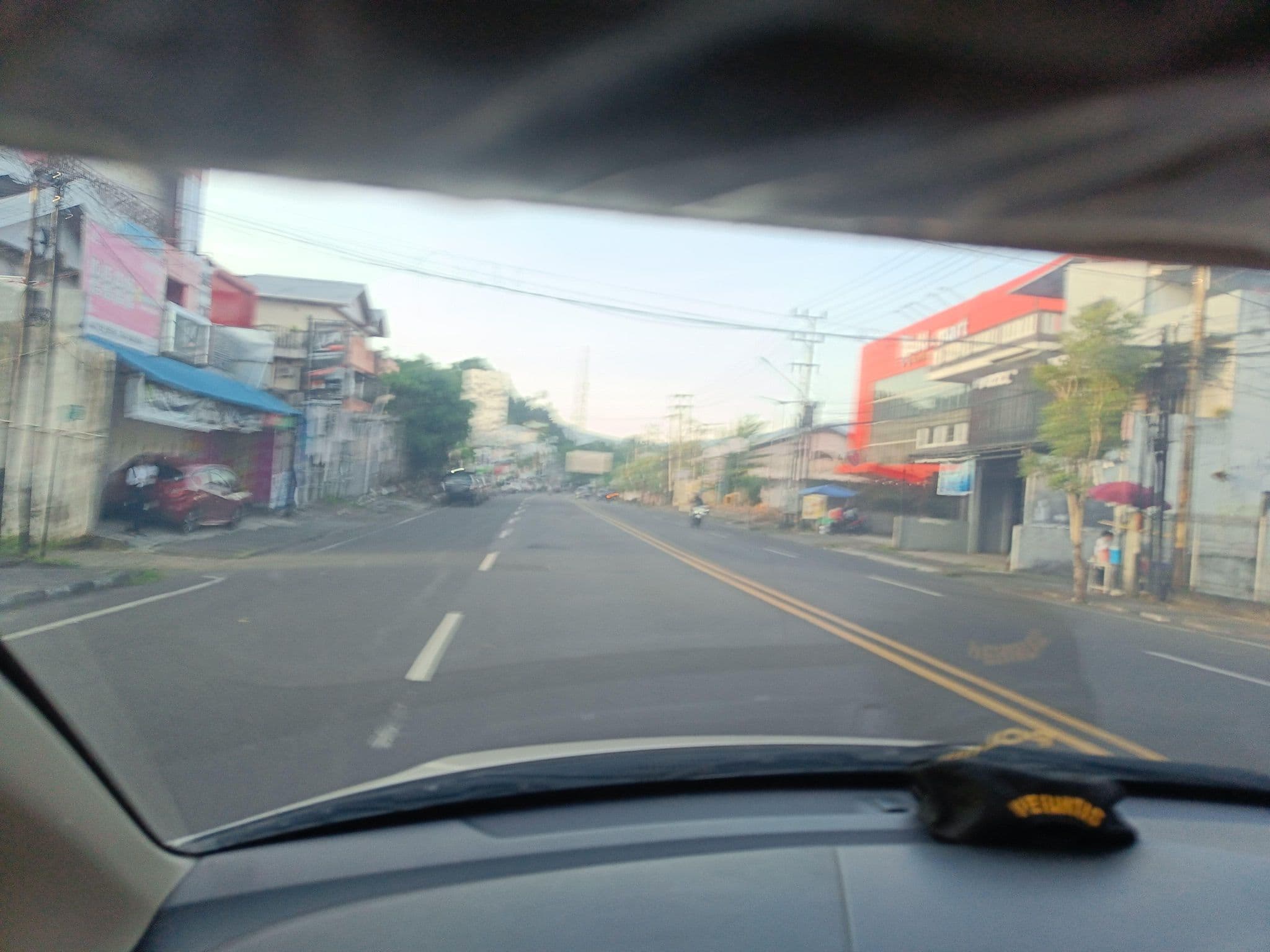 Street view near Ahlan City Hotel, Manado — © hen0ch (CC BY-SA · Mapillary)