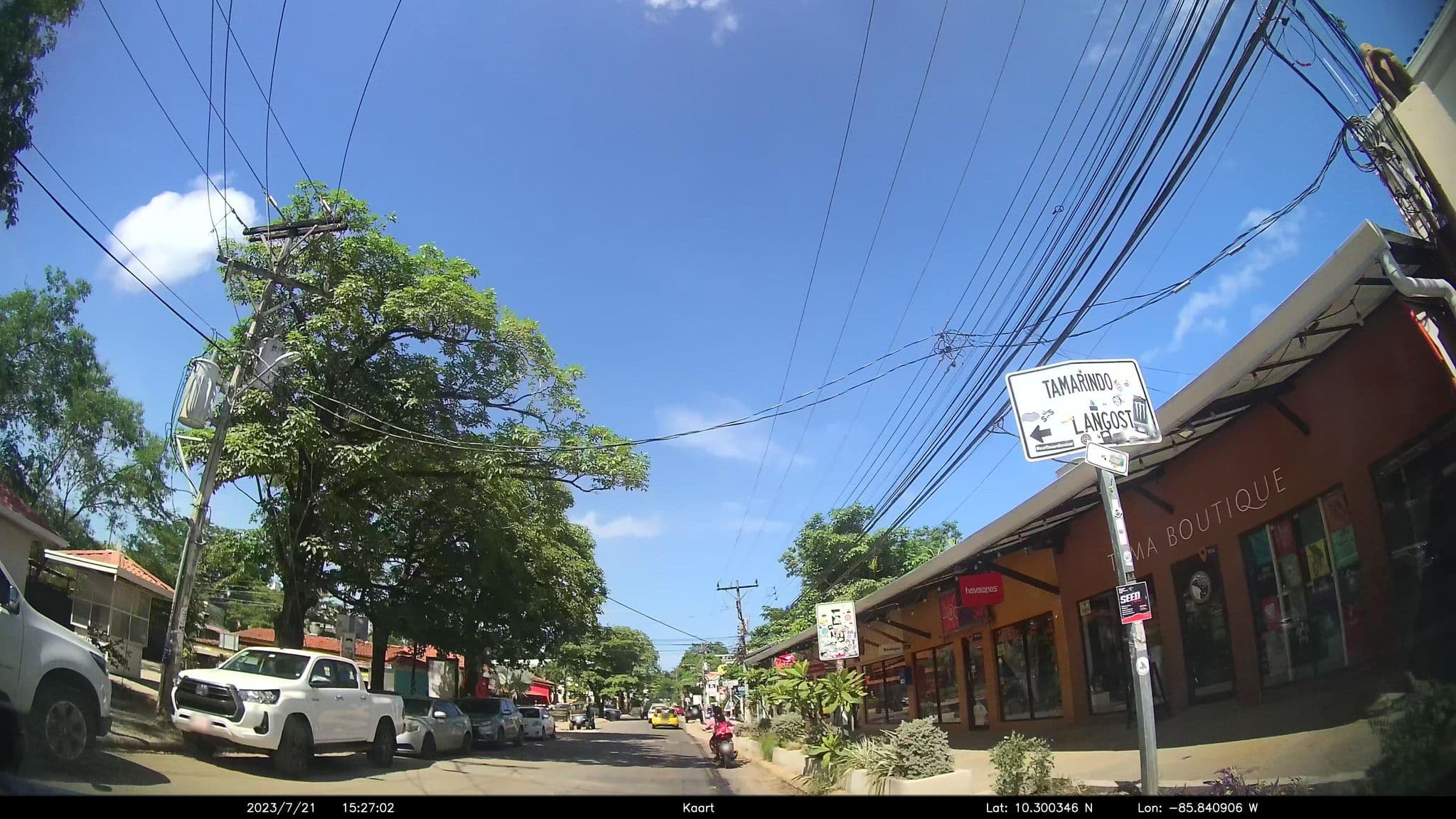 Street view near Atalaida, Tamarindo