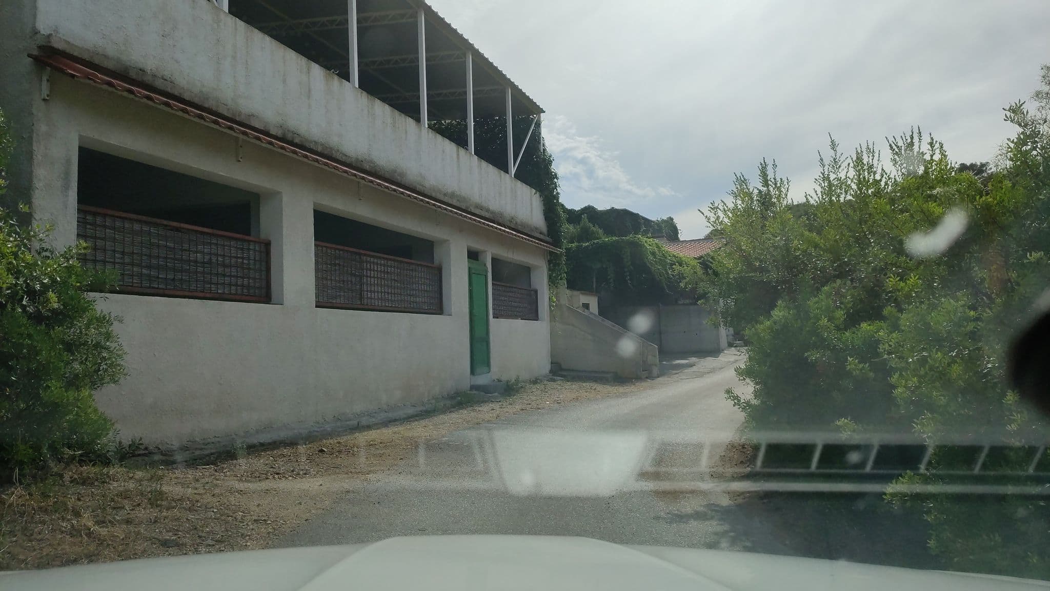 Street view near Apartments Pol Murvu, Vis — © grin (CC BY-SA · Mapillary)