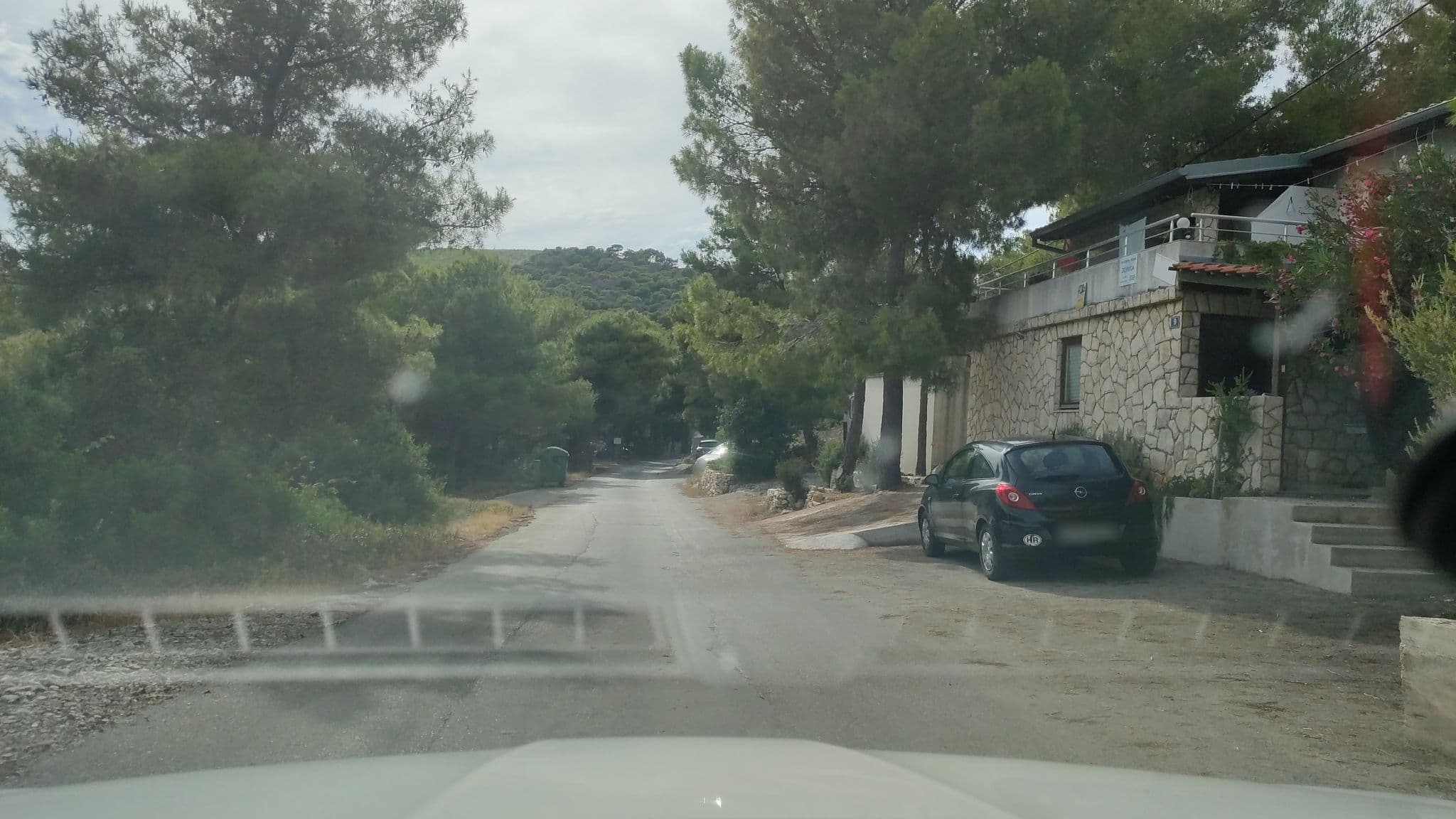 Street view near Studio Rukavac 2444a, Vis — © grin (CC BY-SA · Mapillary)