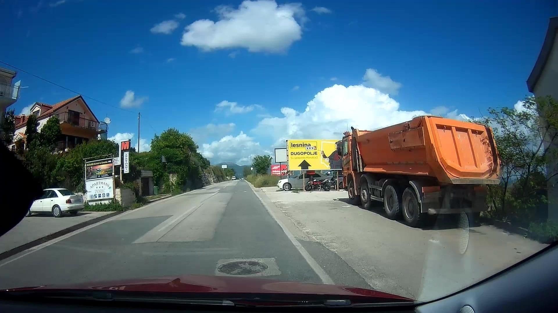 Street view near Apartmani Zoric, Trogir — © micmin1972 (CC BY-SA · Mapillary)