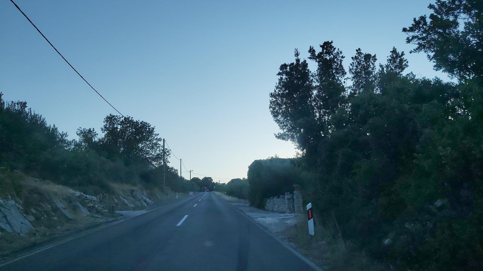 Street view near Apartments Danijela, Okrug Gornji — © osmapper (CC BY-SA · Mapillary)