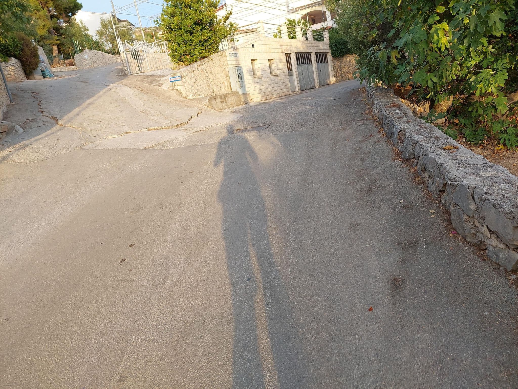 Street view near Apartment Mia, Okrug Gornji — © polar7 (CC BY-SA · Mapillary)