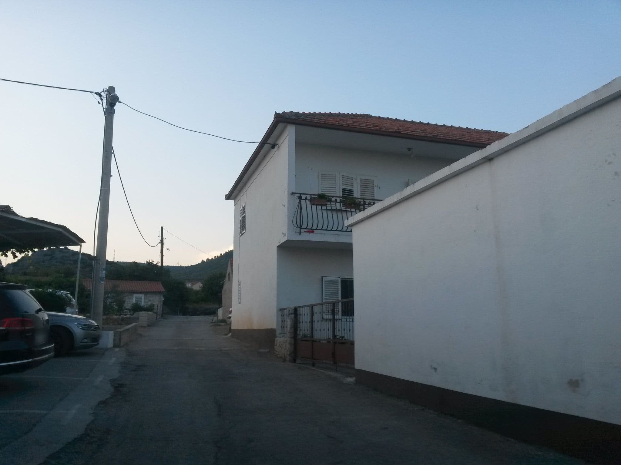 Street view near Casa llena, Seget Vranjica — © osmapper (CC BY-SA · Mapillary)