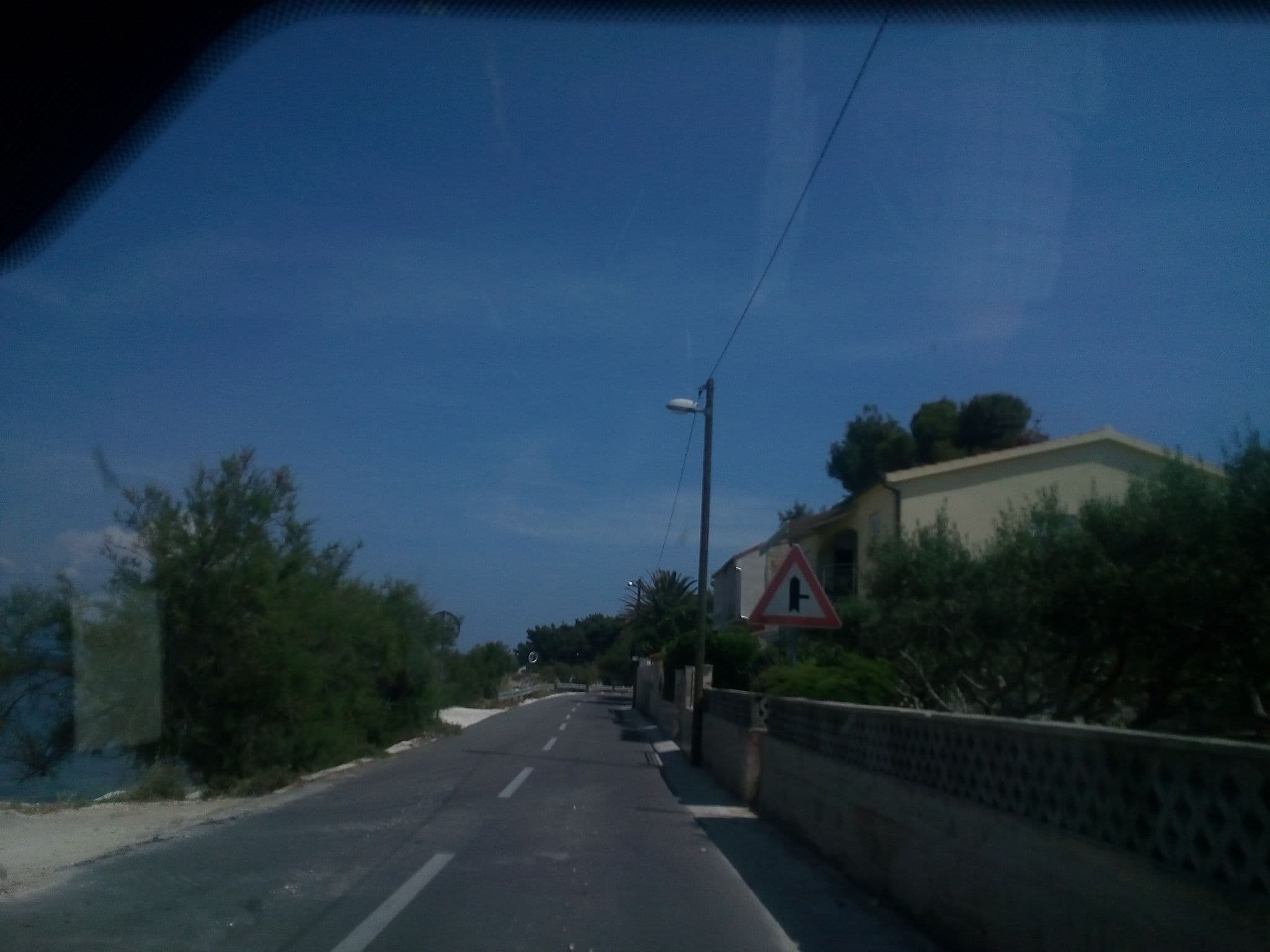 Street view near Apartments Bakovic, Okrug Gornji — © karthoo (CC BY-SA · Mapillary)