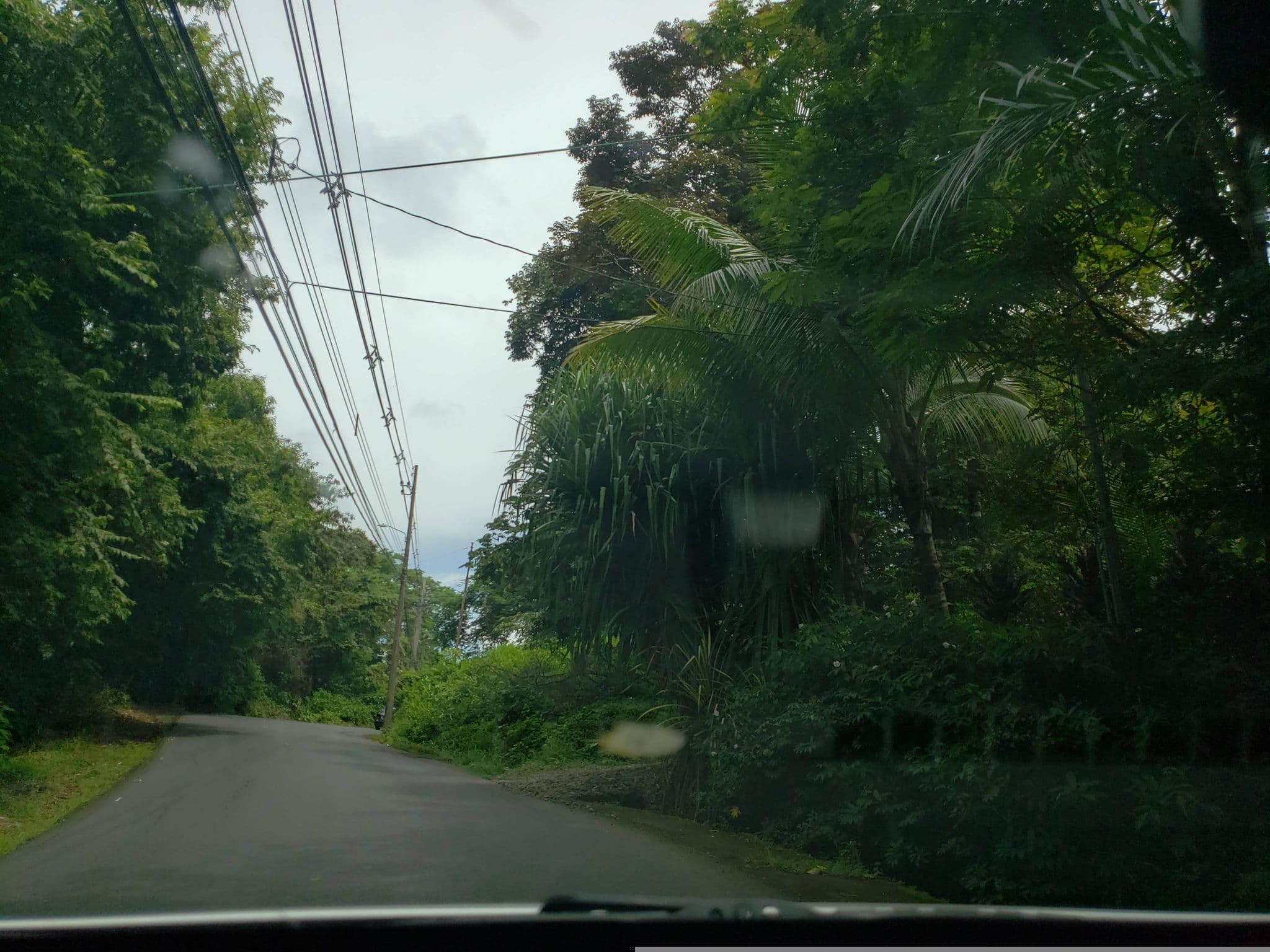 Street view near Plaza Yara, Quepos