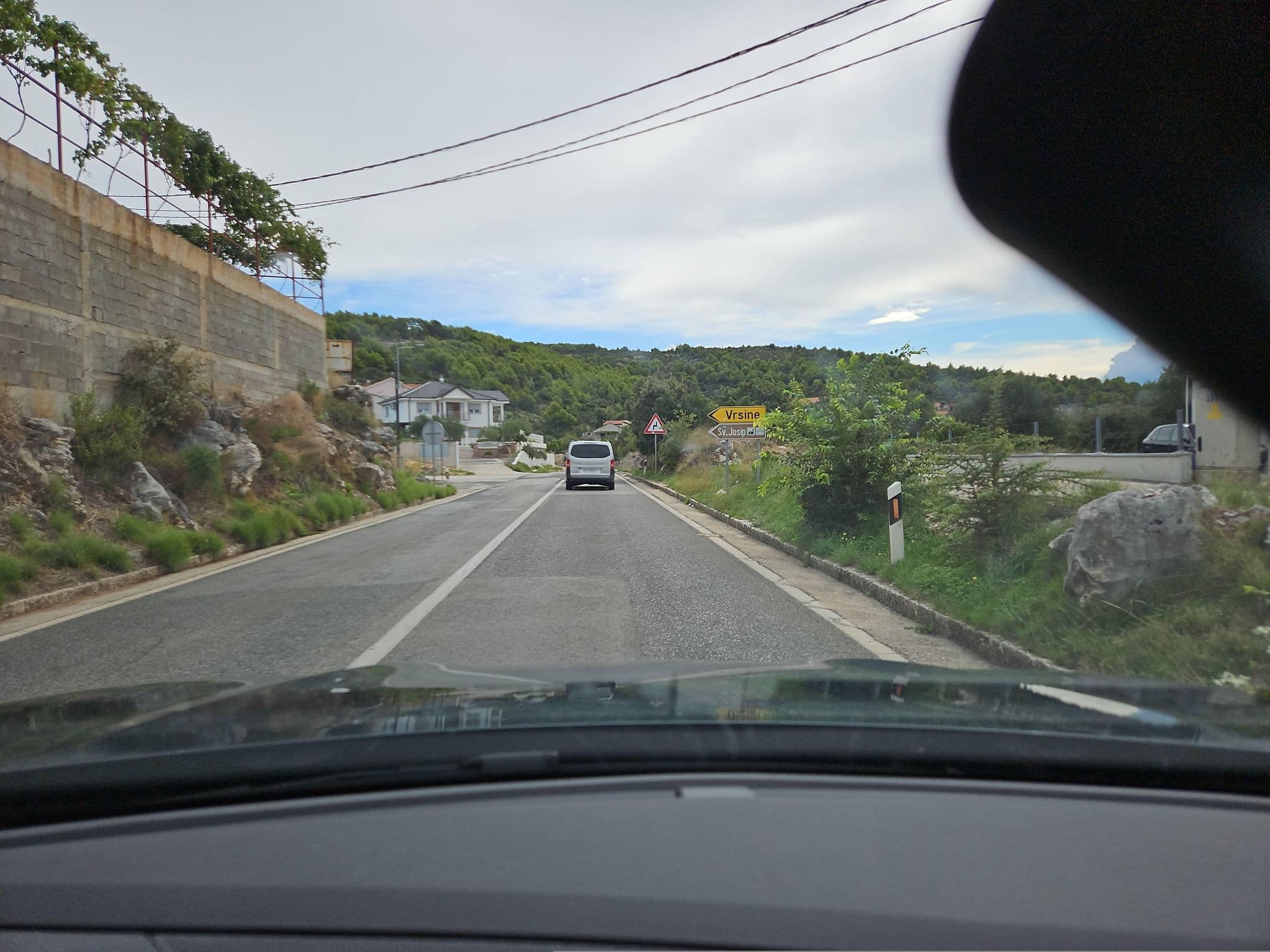 Street view near Apartments GUNJA, Marina — © toho (CC BY-SA · Mapillary)