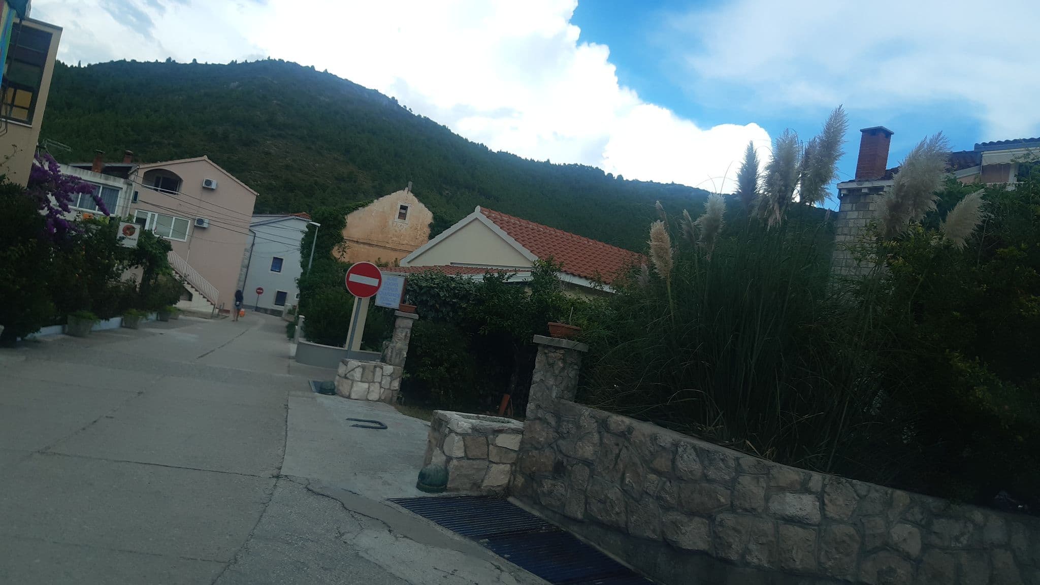 Street view near Jerkovic Apartment, Opuzen — © veverica (CC BY-SA · Mapillary)