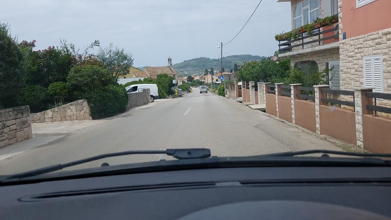 Street view near Apartman Rubesa, Vela Luka — © mik007 (CC BY-SA · Mapillary)