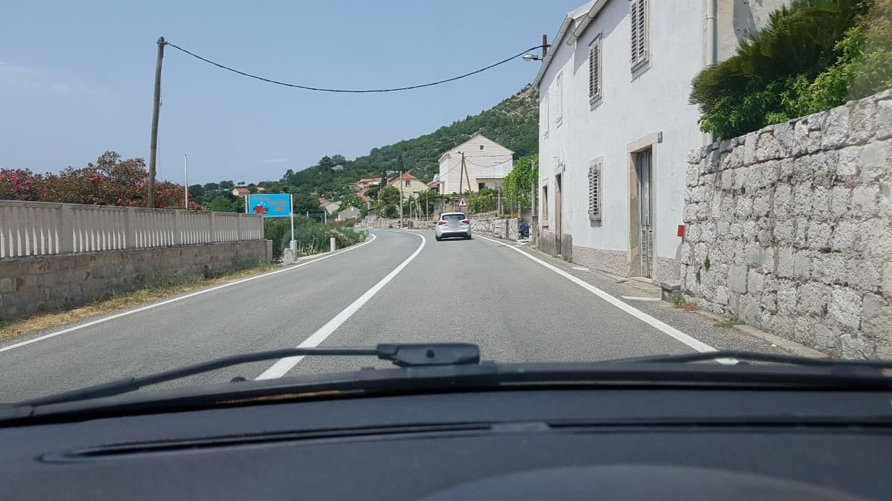 Street view near Apartments Trsteno, Zaton — © mik007 (CC BY-SA · Mapillary)