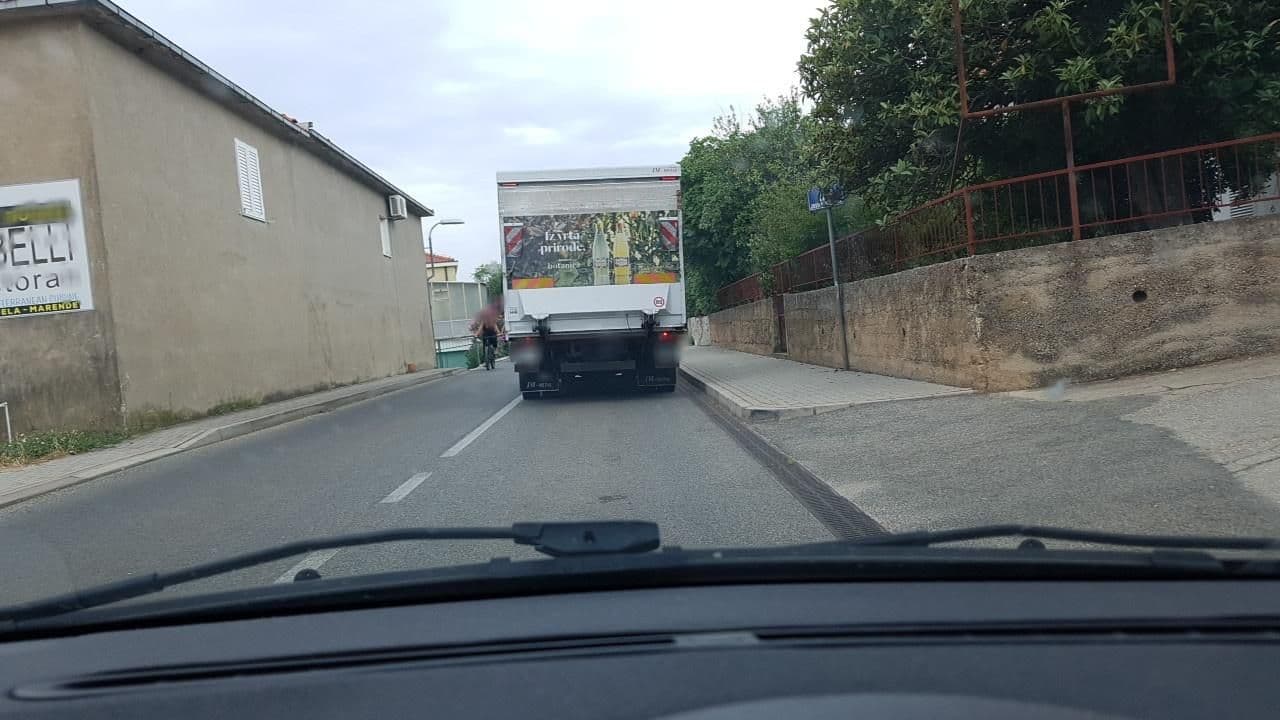 Street view near Apartment Dia, Orebić — © mik007 (CC BY-SA · Mapillary)