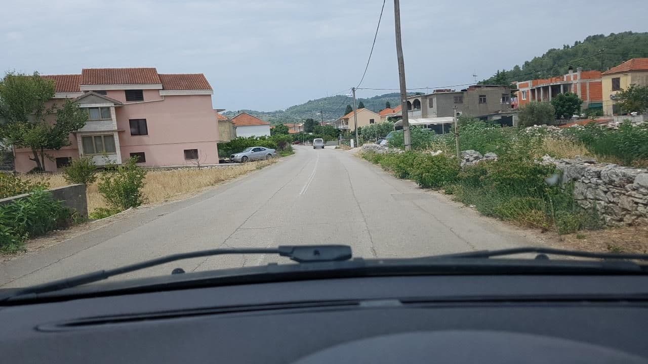 Street view near Apartments Rubesa - Dionis Domus, Vela Luka — © mik007 (CC BY-SA · Mapillary)