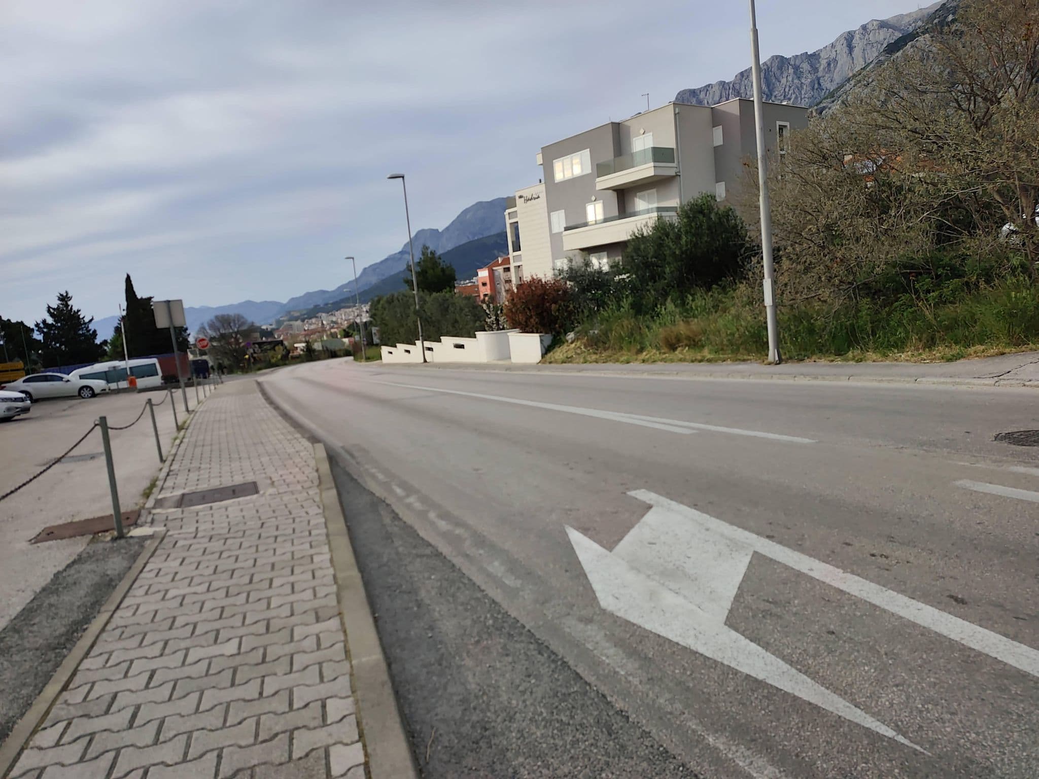 Street view near Apartments Villa Hadria, Makarska — © Duro (CC BY-SA · Mapillary)