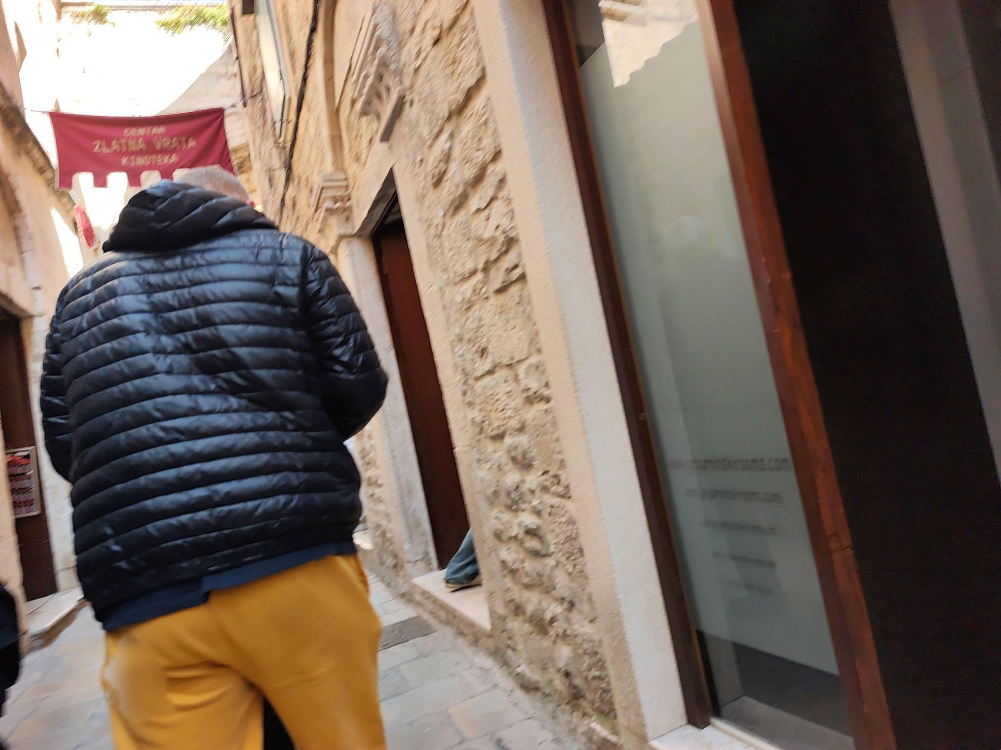 Street view near Grgur Ninski Rooms, Split — © Duro (CC BY-SA · Mapillary)