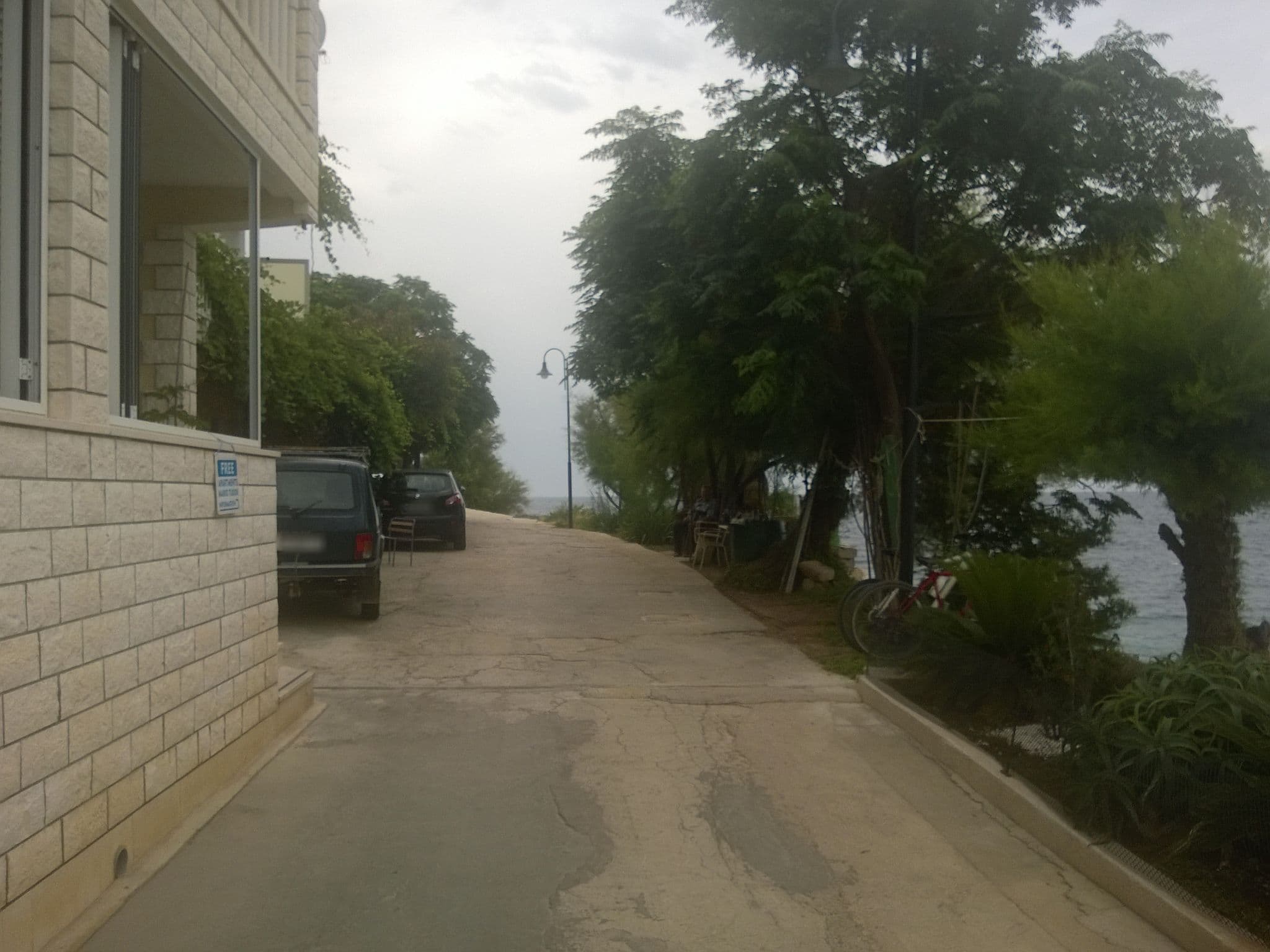 Street view near Apartments and rooms by the sea Milna, Hvar - 3074, Hvar — © chocosmith (CC BY-SA · Mapillary)