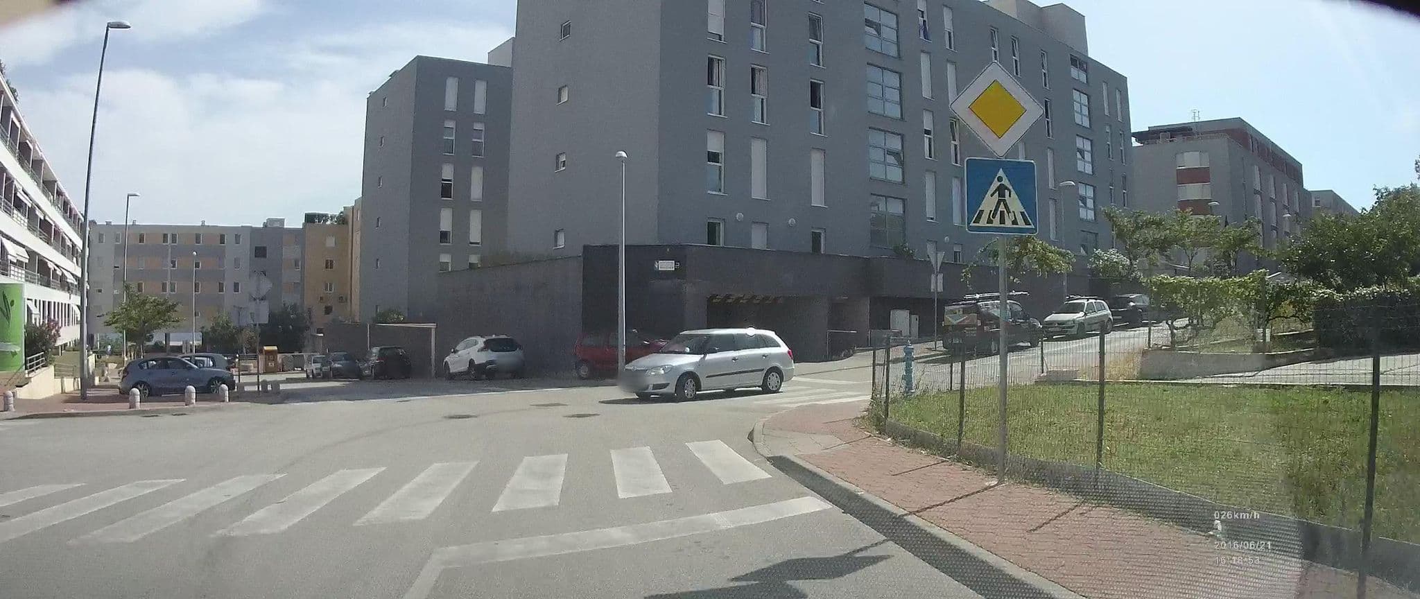 Street view near CozyCondo, Kamen — © idelac (CC BY-SA · Mapillary)
