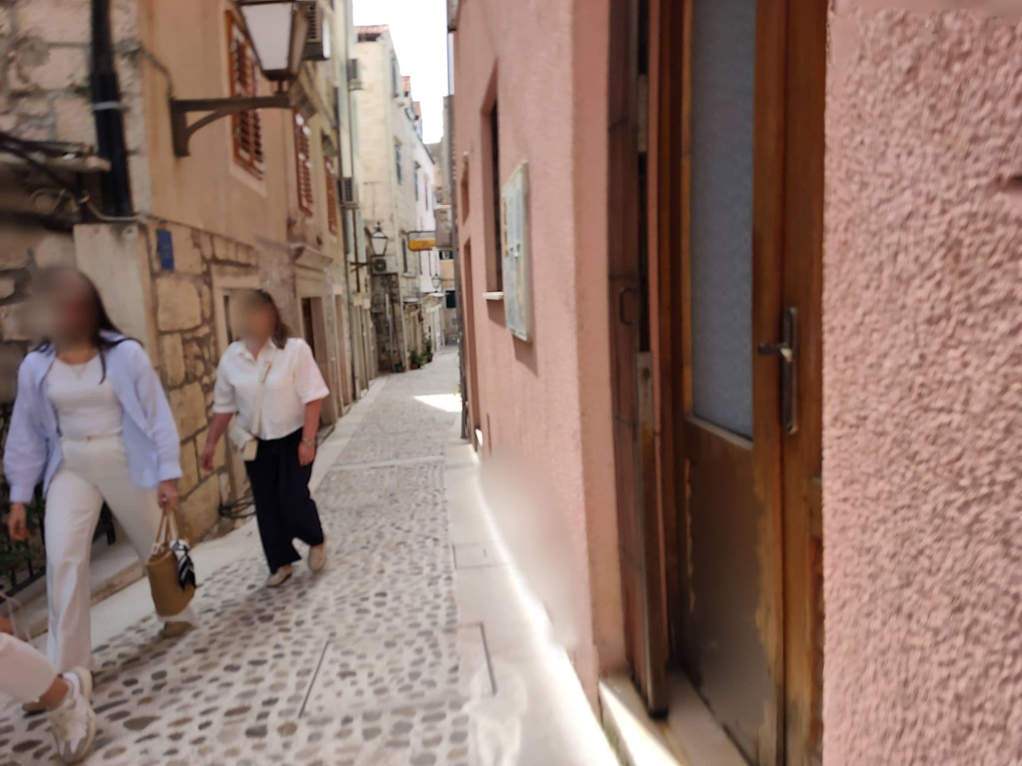 Street view near Familia City Center Apartmants, Makarska — © Duro (CC BY-SA · Mapillary)