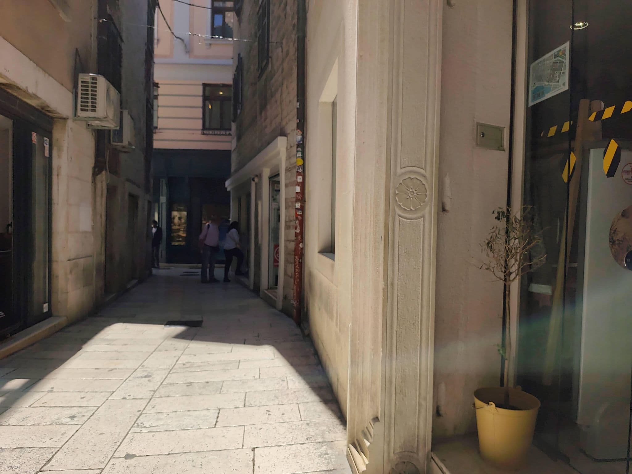 Street view near Piazza dei Signori Penthouse, Split — © Duro (CC BY-SA · Mapillary)