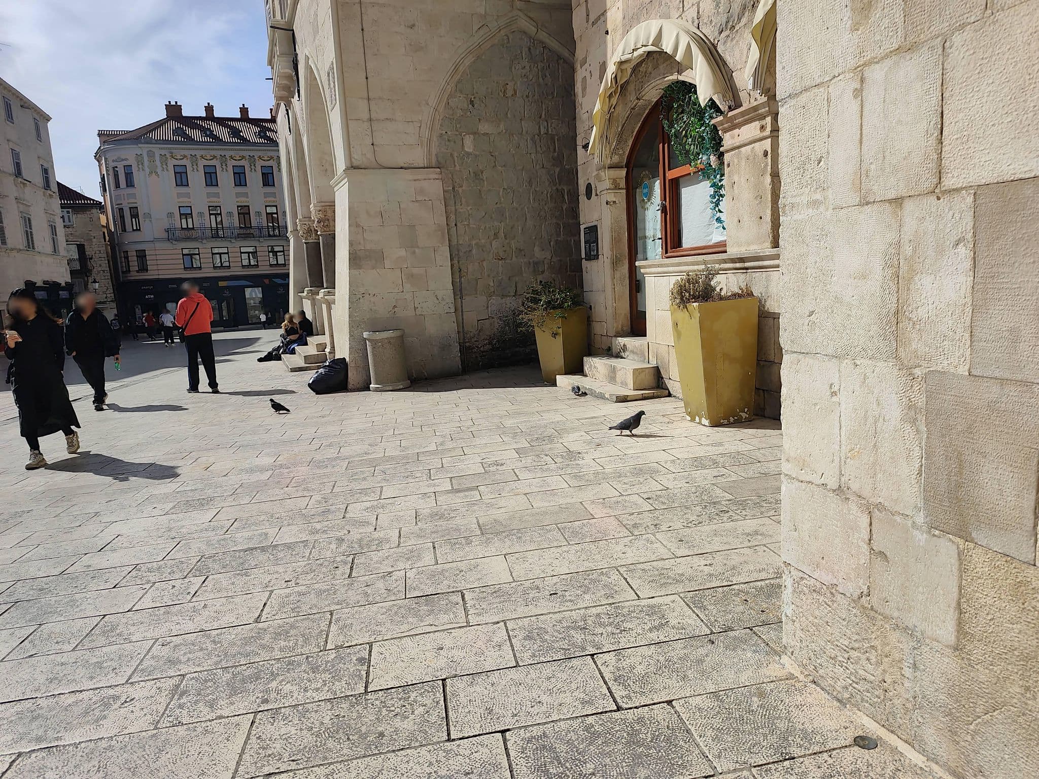 Street view near Apartment Iza Lože, Split — © Duro (CC BY-SA · Mapillary)